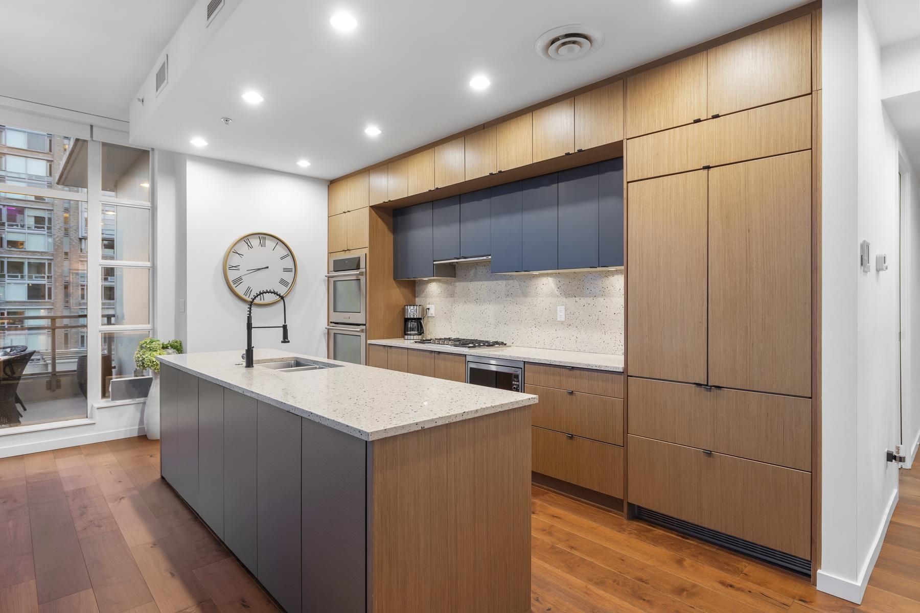 Additional image 3 of 1503-1205 Howe Street, Vancouver, BC, V6Z 0B2