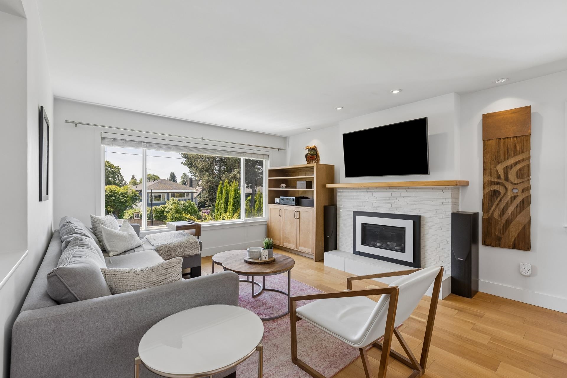 Additional image 2 of 316 21st Street W, North Vancouver, BC, V7M 1Z5