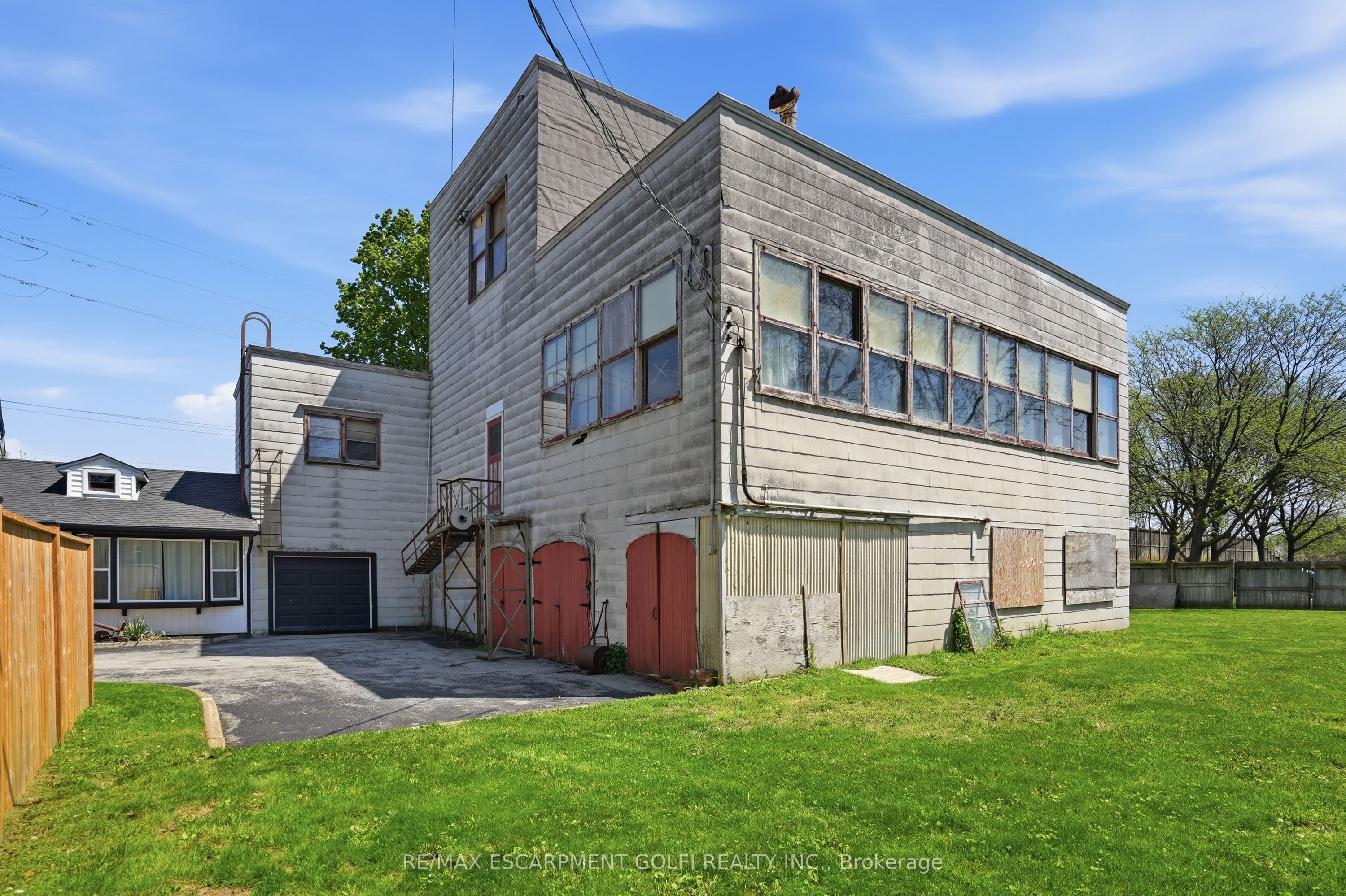 Additional image 4 of 50-52 & 54 Park Road N, Grimsby, ON, L3M 2P3