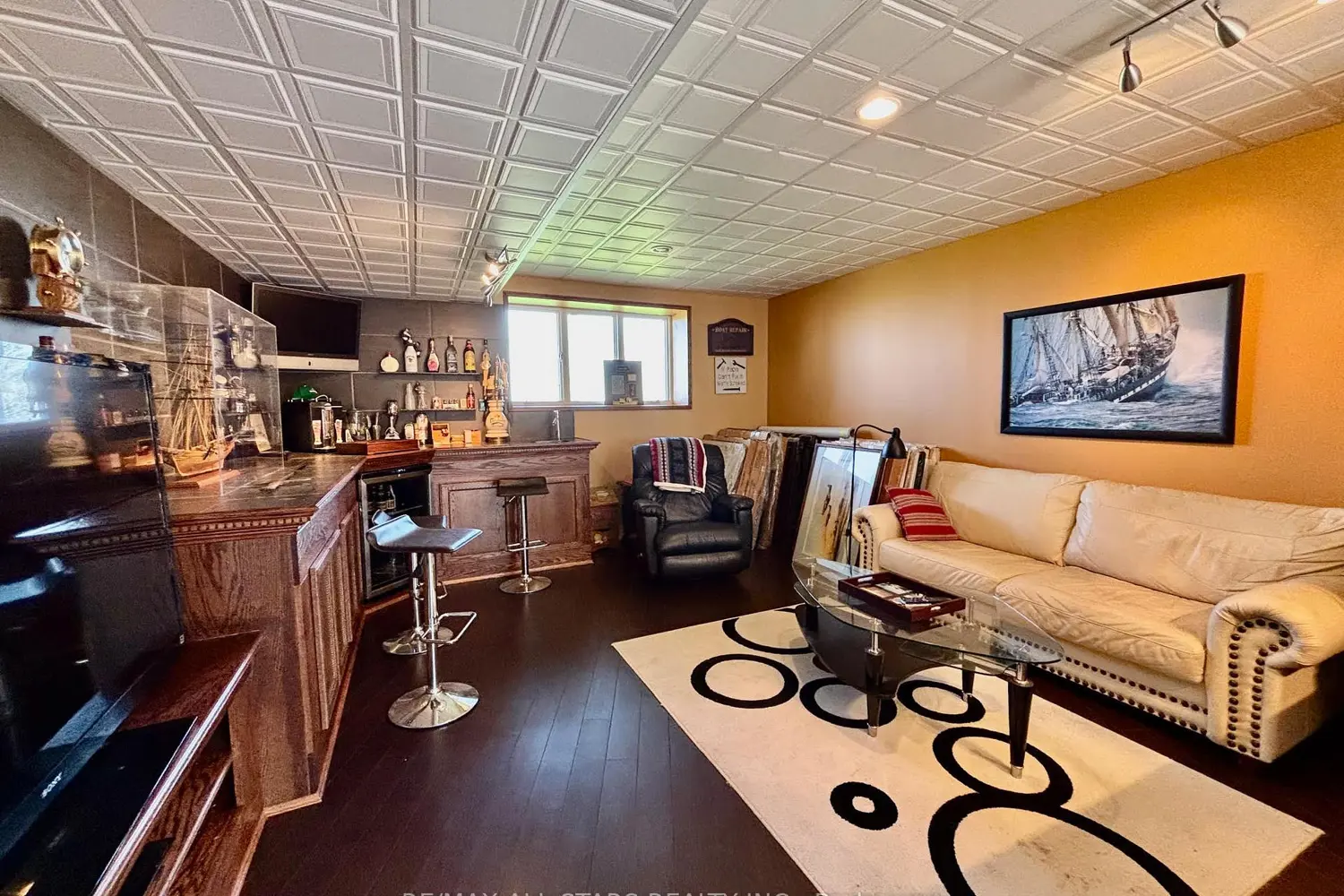 Additional image 8 of 1374 Brock Street