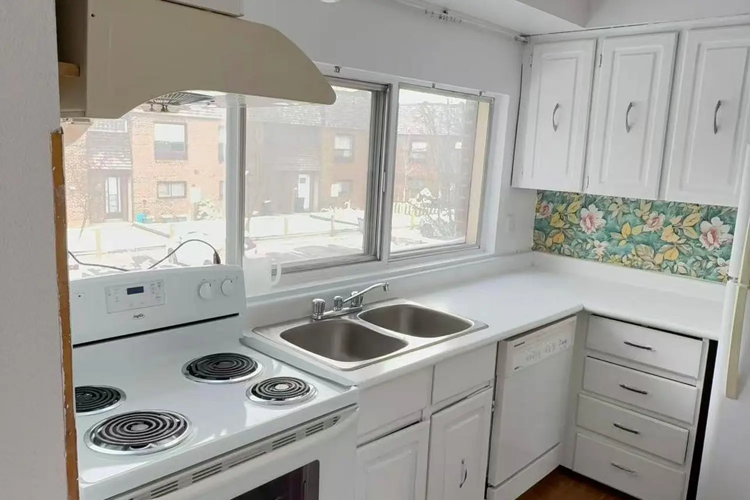 Additional image 11 of 86 Castlebury Crescent 14