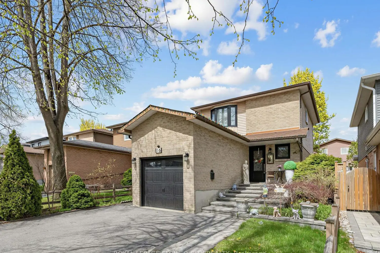 16 Blossom Avenue