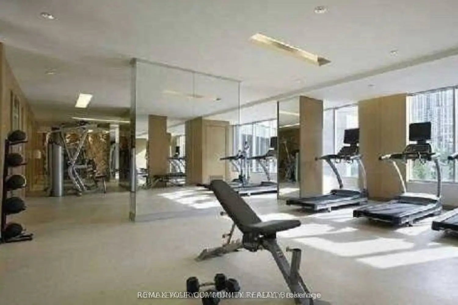 Additional image 15 of 120 Harrison Garden Boulevard 533