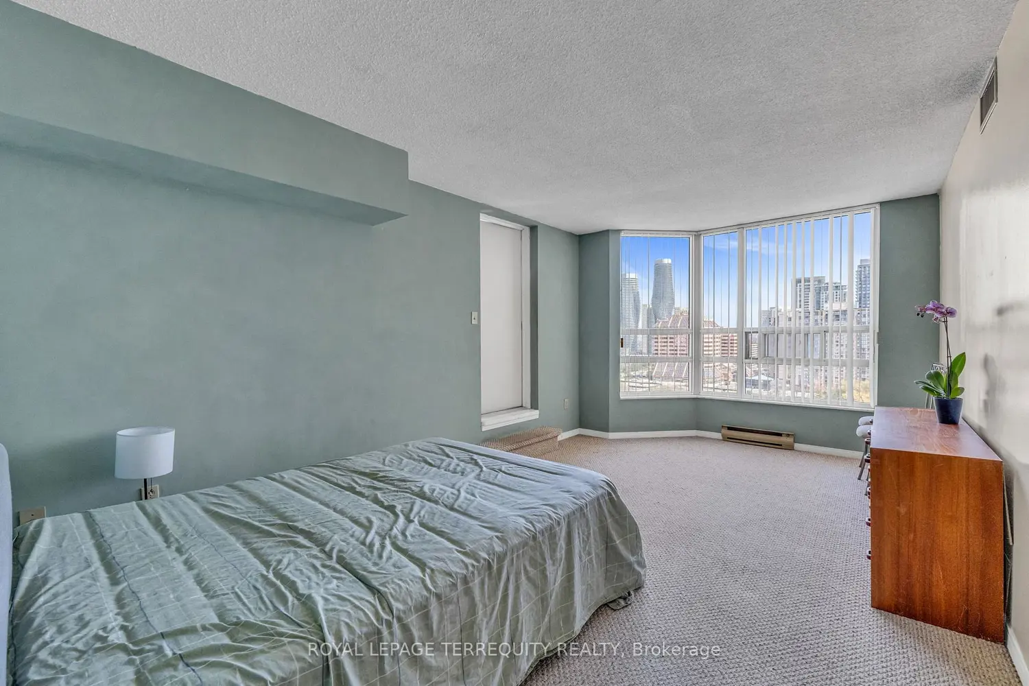 Additional image 15 of 250 Webb Drive 1512
