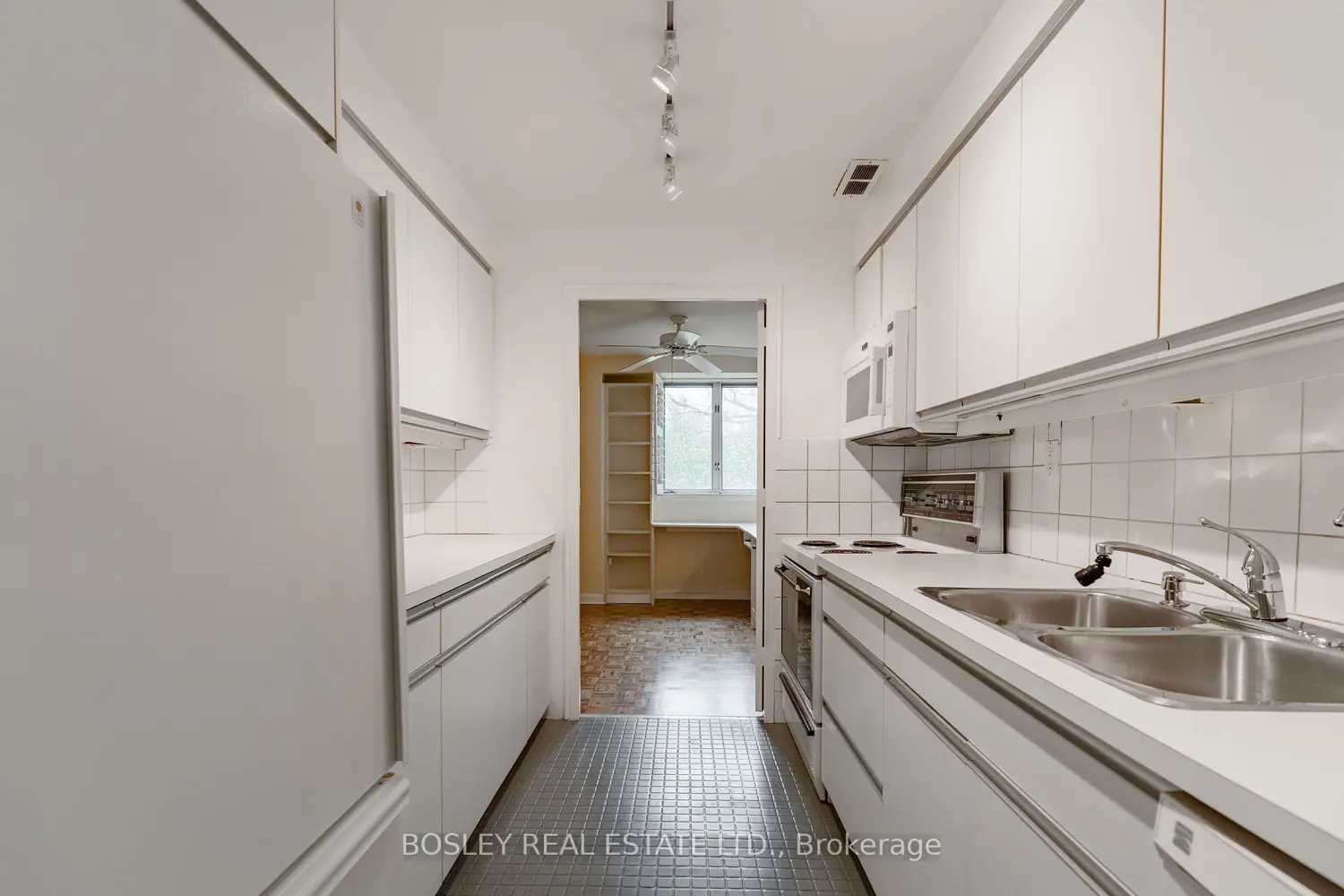 Additional image 7 of 120 Rosedale Valley Road 505