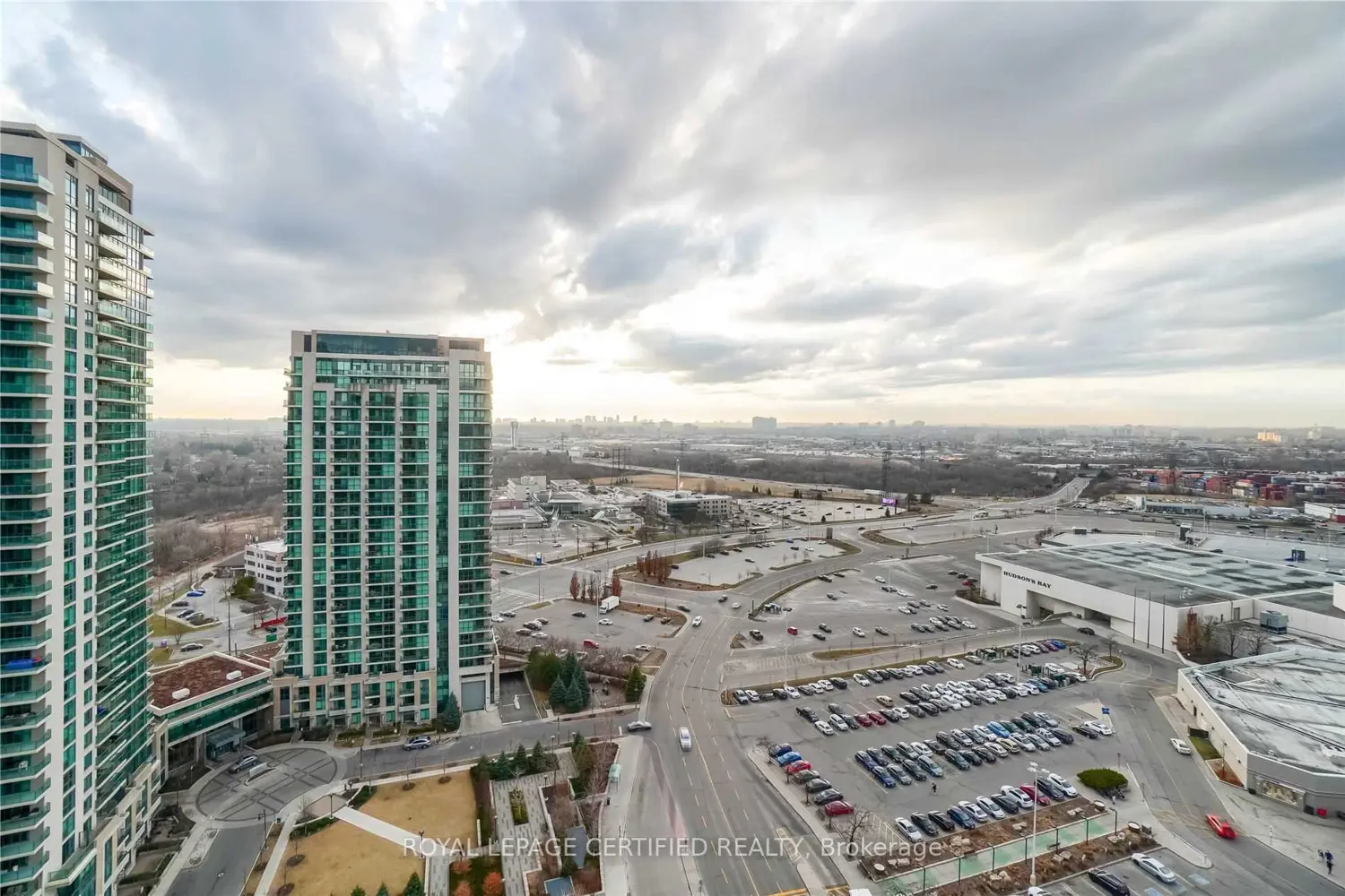 Additional image 5 of 205 Sherway Gardens 2302