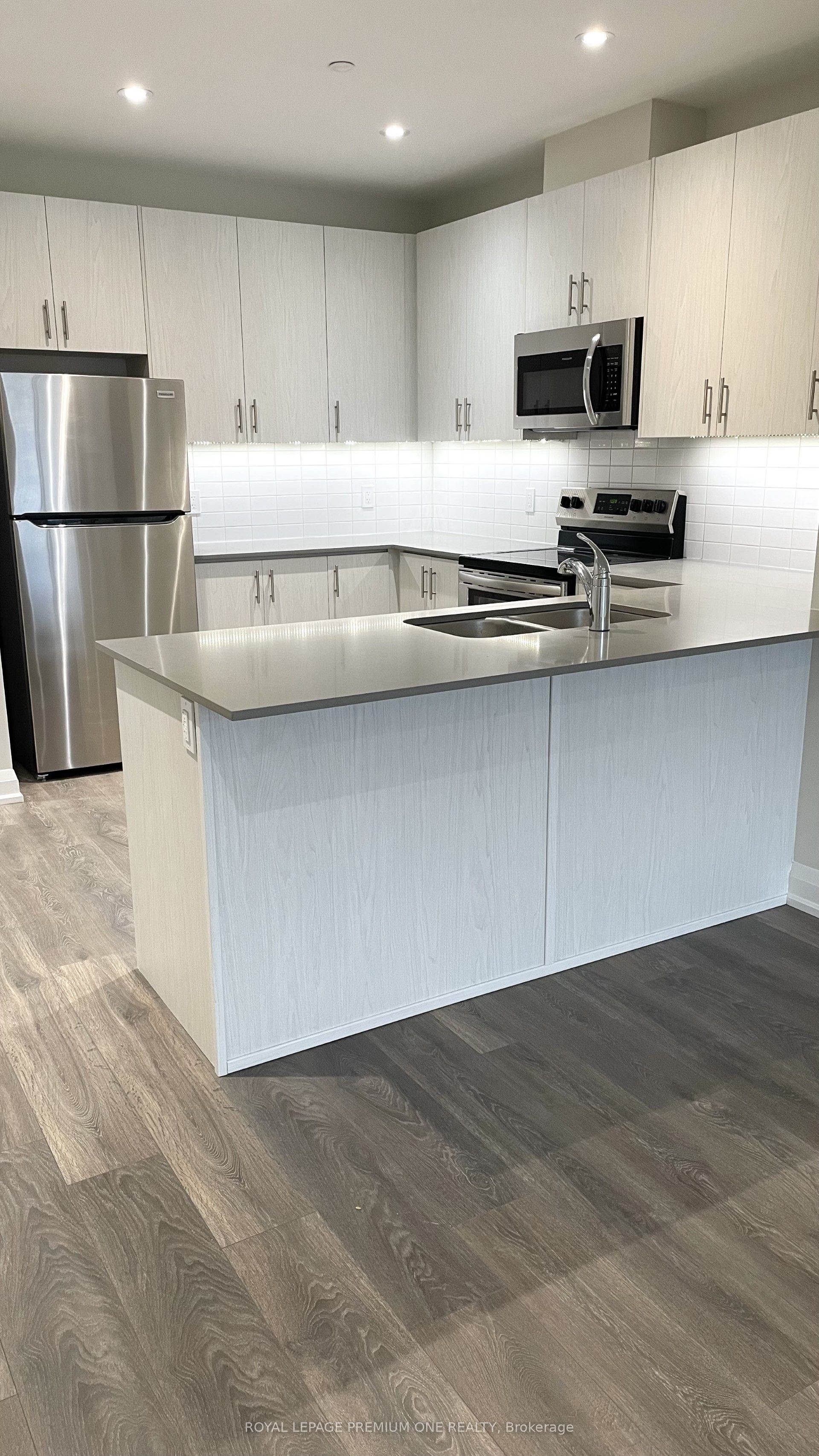 Additional image 2 of 308-5917 Main Street, Whitchurch-stouffville, ON, L4A 2Z9