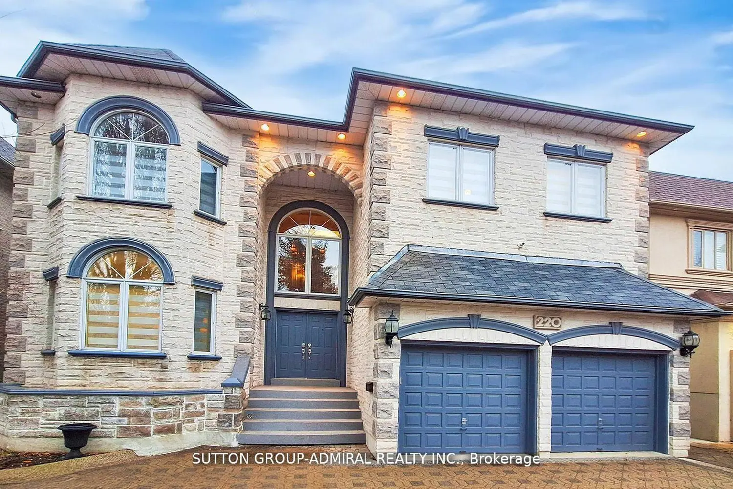 220 King High Drive