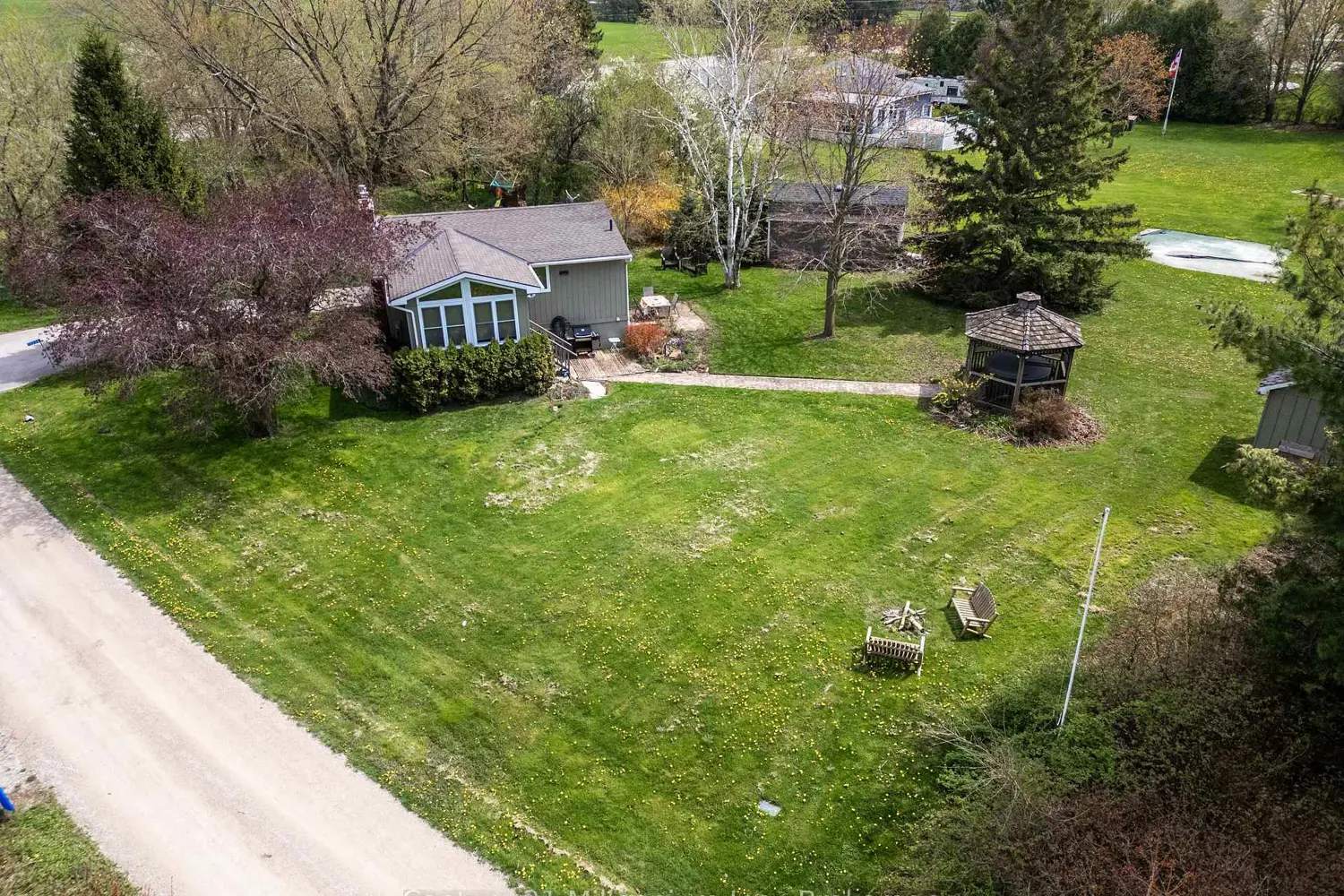 Additional image 4 of 72234 Lakeshore Drive