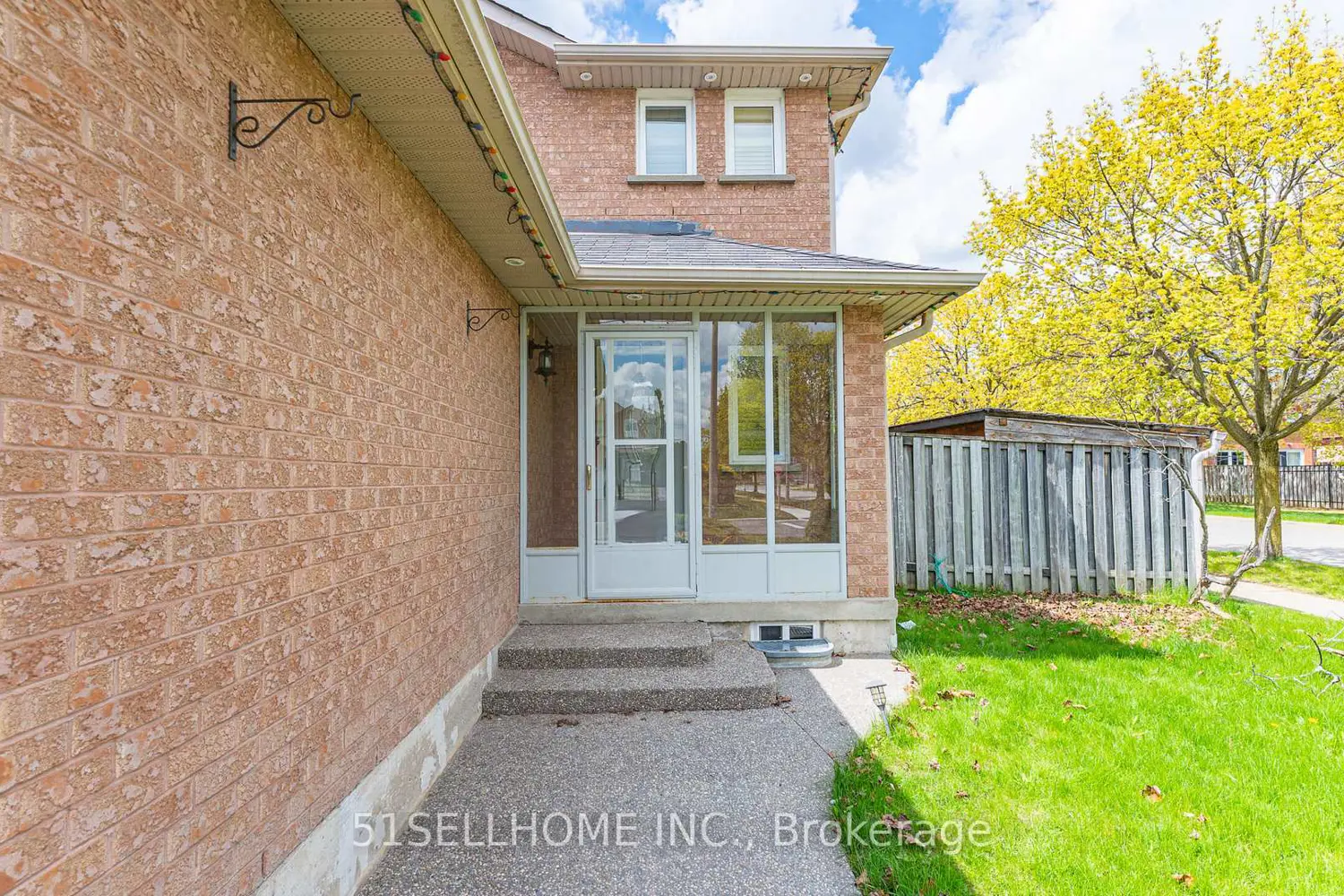 Additional image 5 of 846 Savoy Crescent