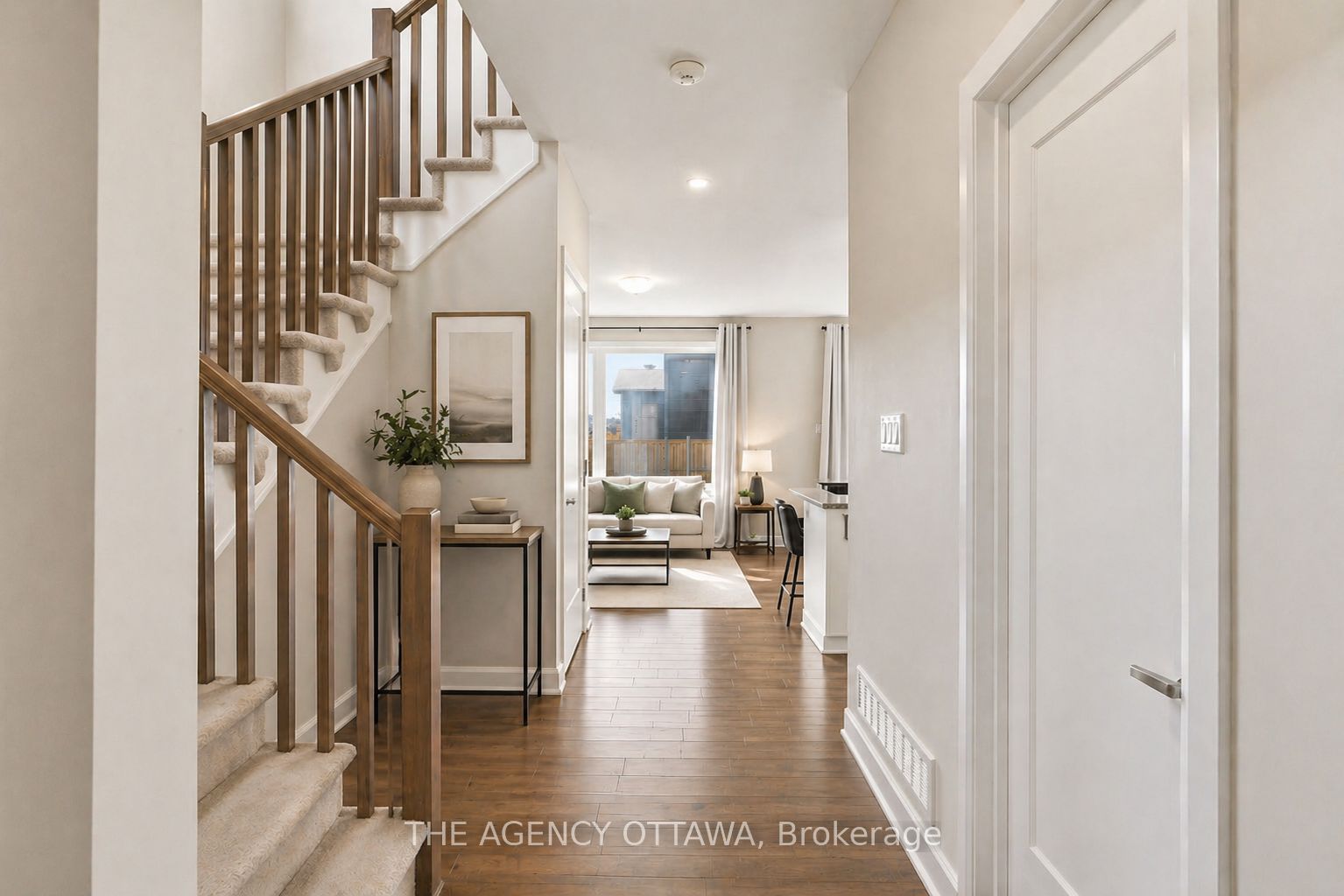 Additional image 3 of 336 Barrett Farm Drive, Ottawa, ON, K1T 0X8
