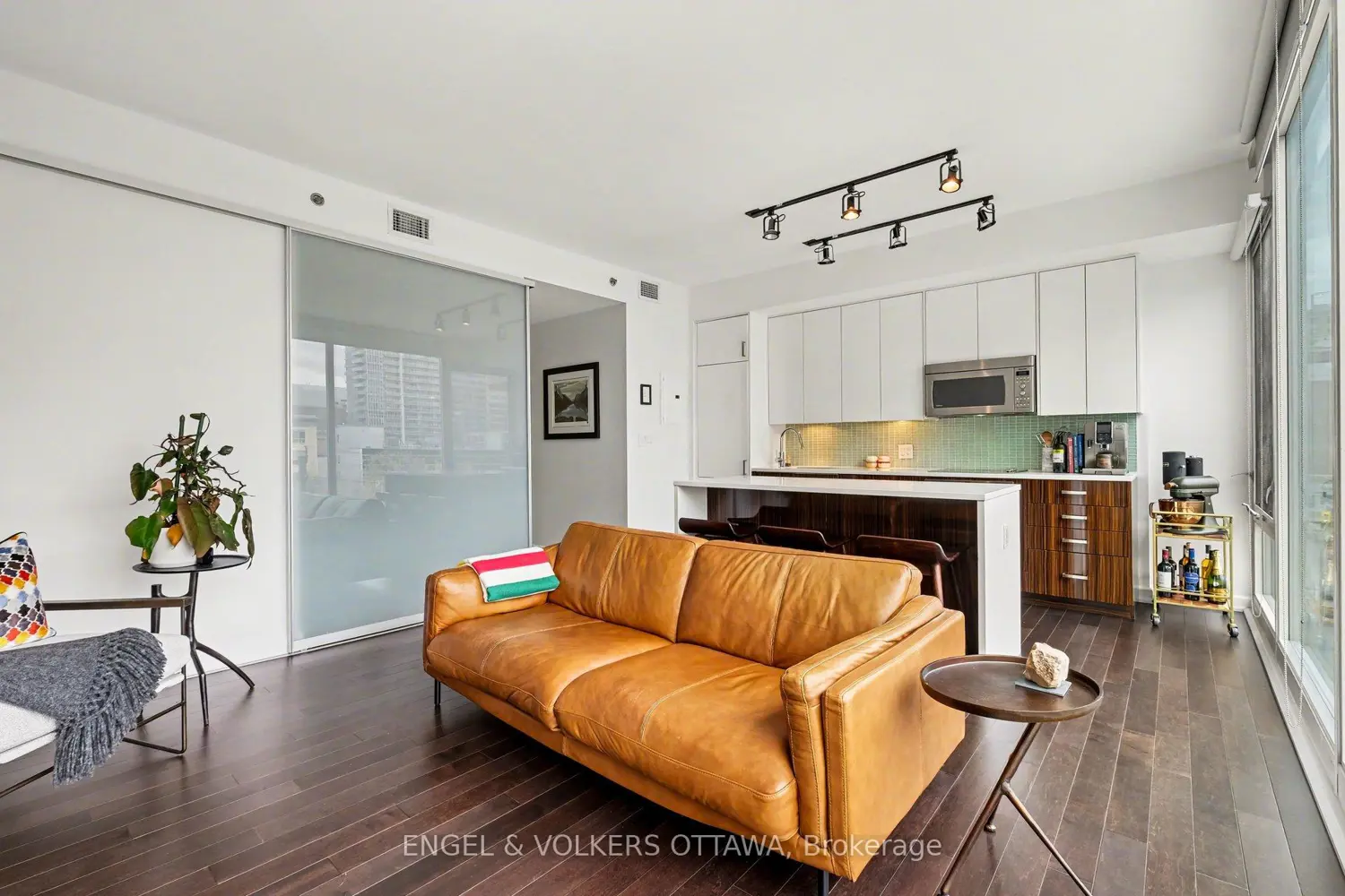 Additional image 7 of 300 Lisgar Street 513