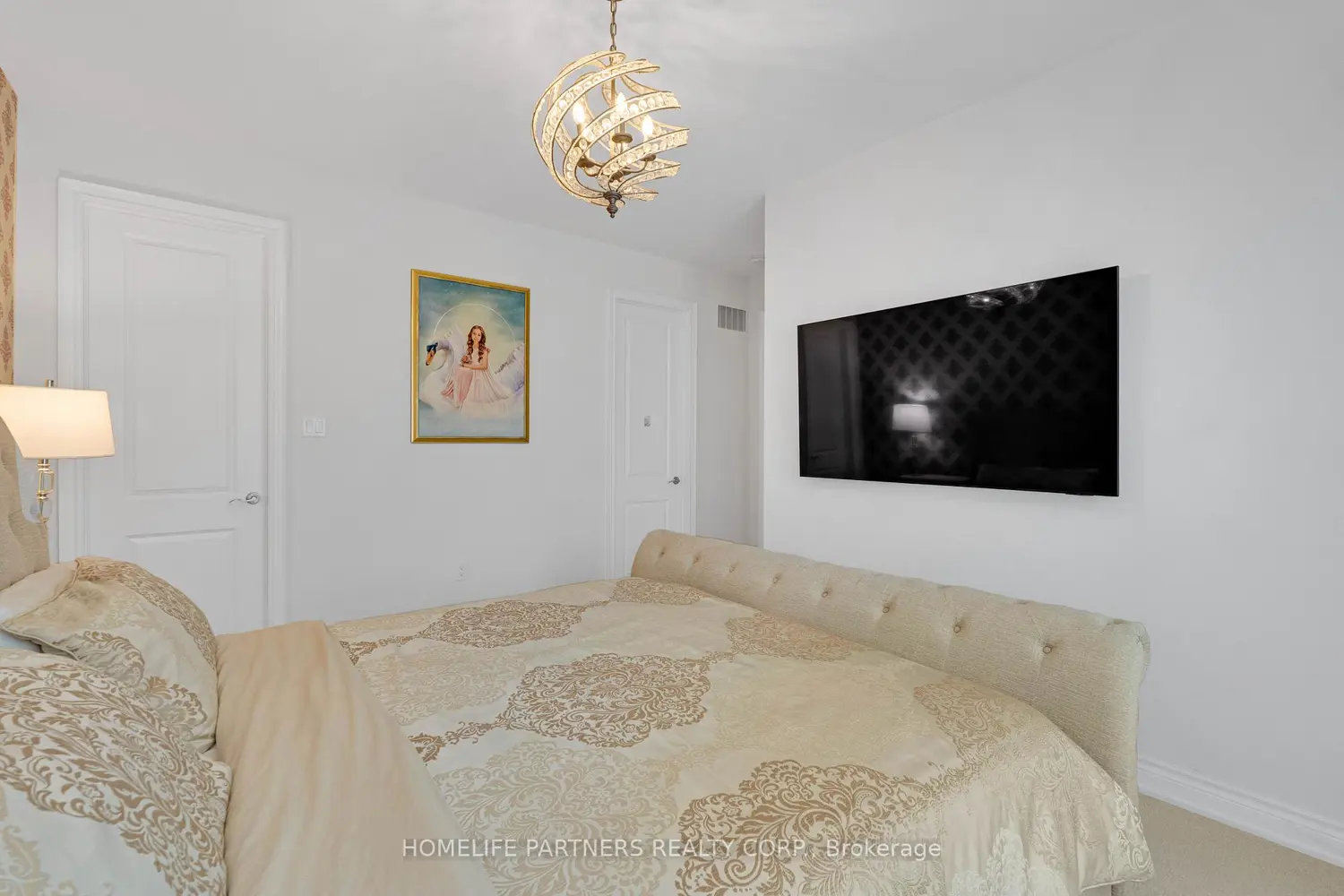 Additional image 14 of 23 Macmurchy Avenue