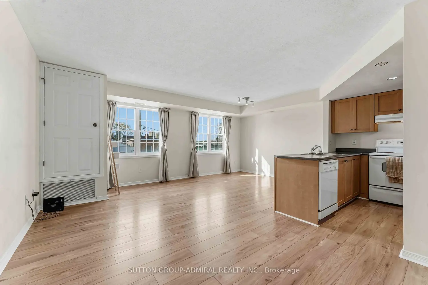 Additional image 6 of 130 Rochester Street 9