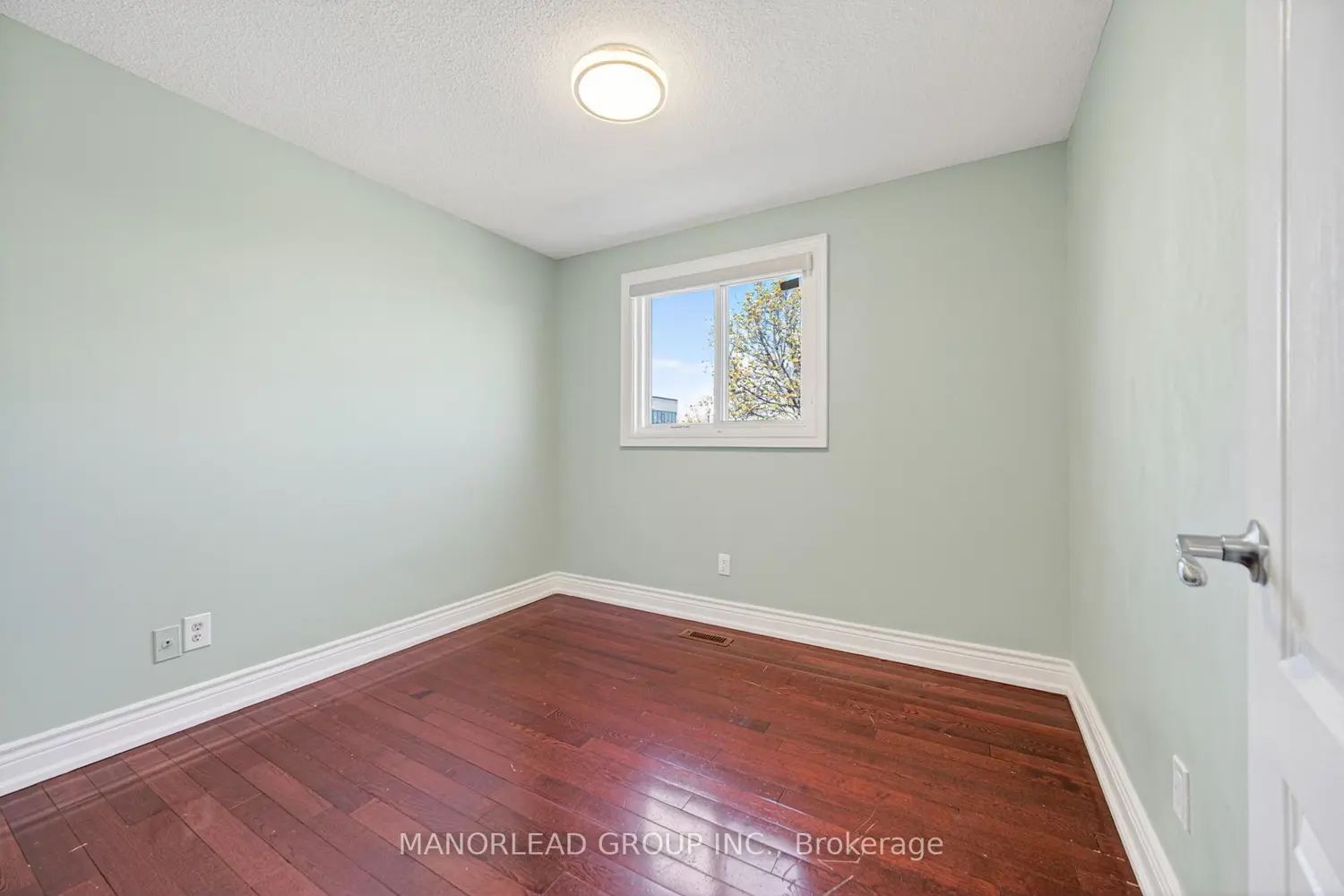 Additional image 12 of 45 Brimstone Crescent
