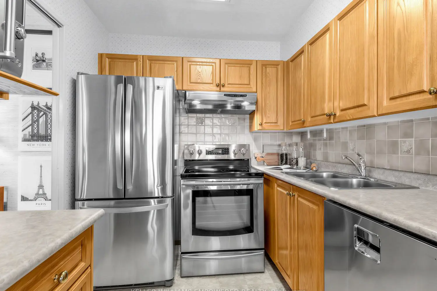 Additional image 9 of 260 Scarlett Road 2012