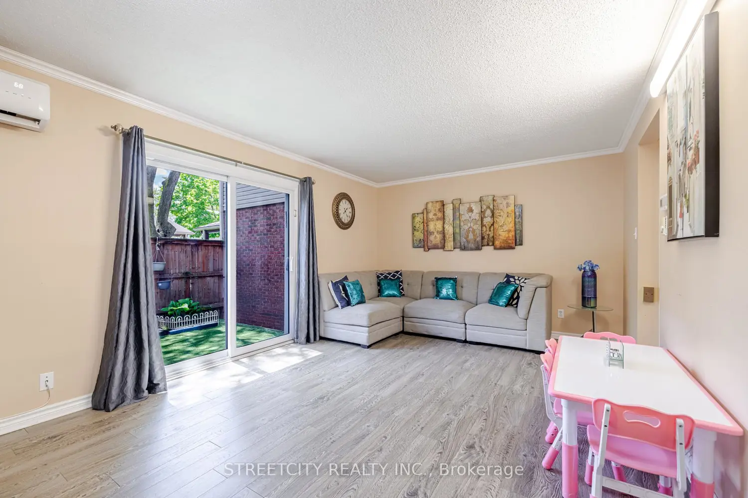 Additional image 4 of 1330 Jalna Boulevard 126