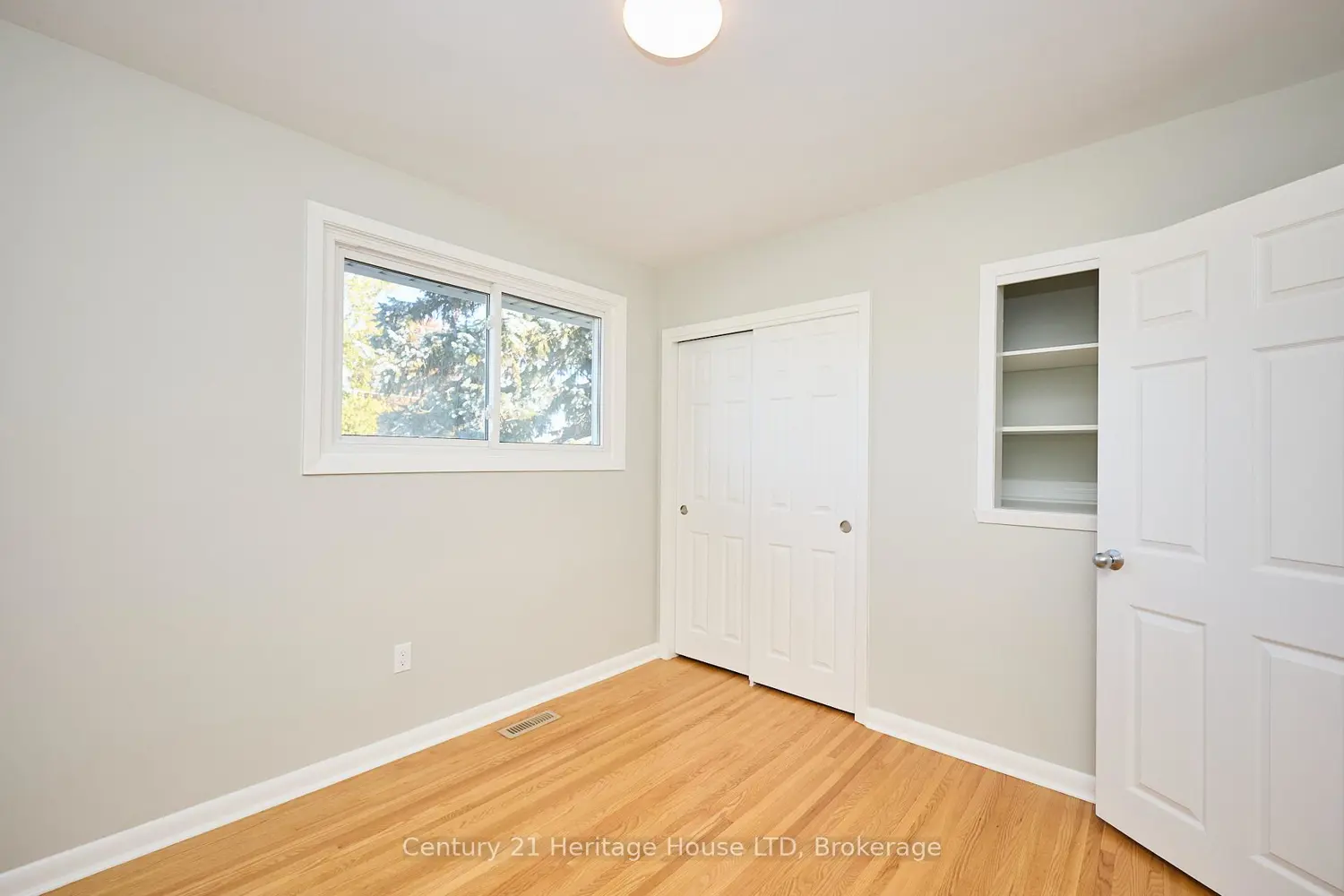 Additional image 10 of 148 Champlain Drive
