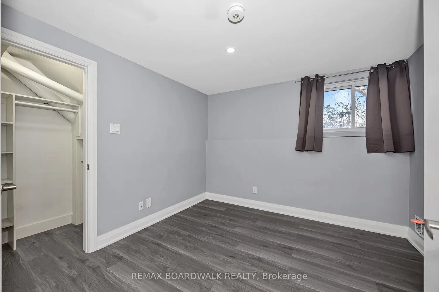 956 Garwood Avenue photo 4