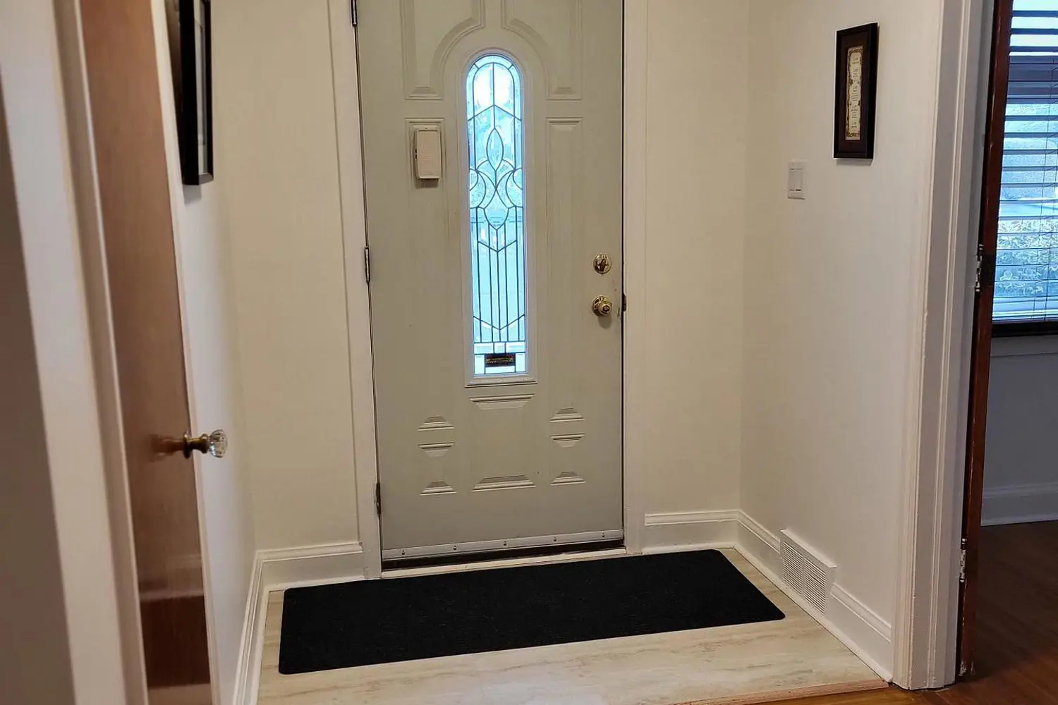 Additional image 13 of 726 Bessborough Drive
