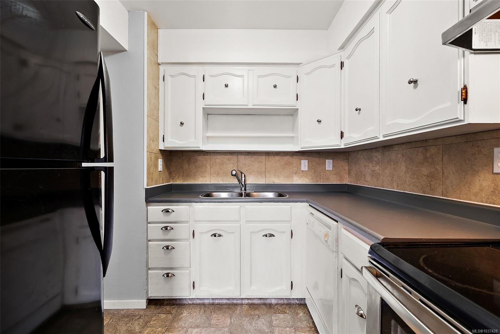 Additional image 6 of 203-545 Rithet Street, Victoria, BC, V8V 1E4