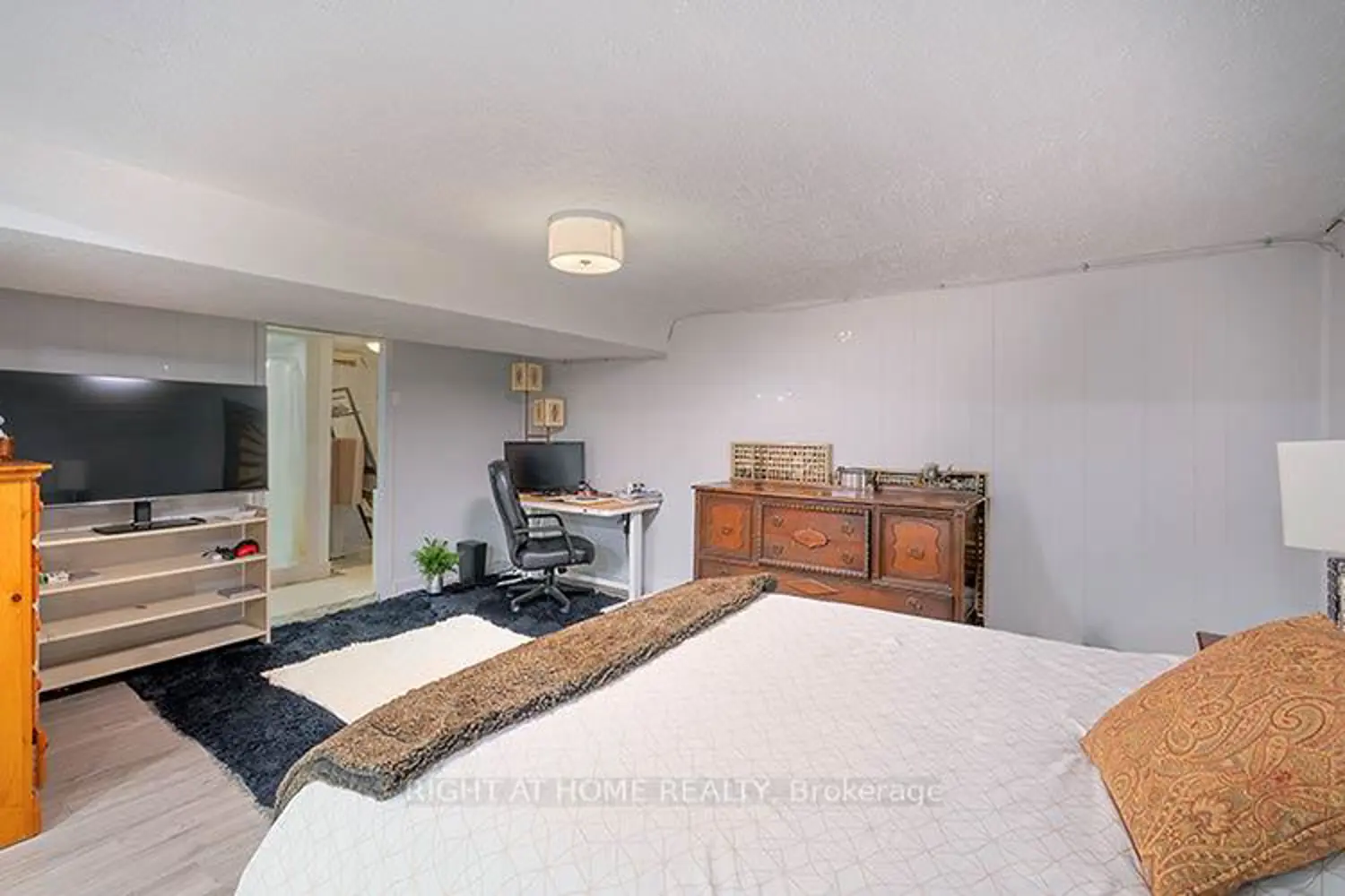Additional image 14 of 304 Roywood Crescent