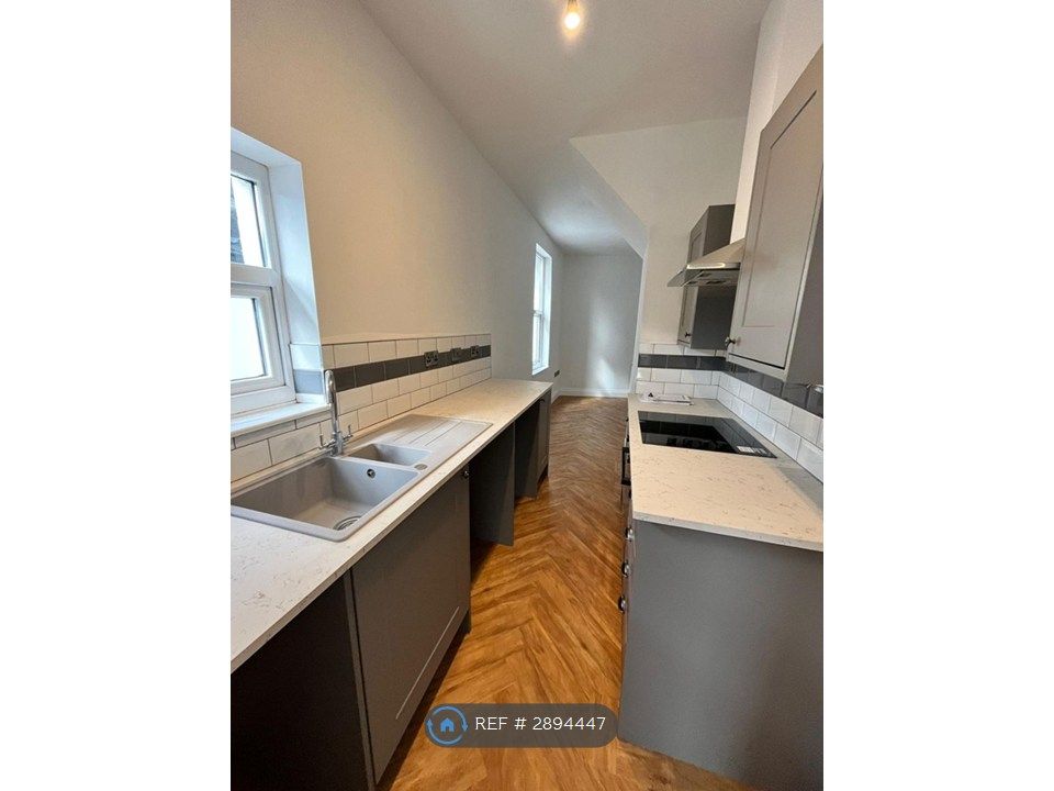Additional image 7 of 2 bed flat to rentLemon St, Truro TR1