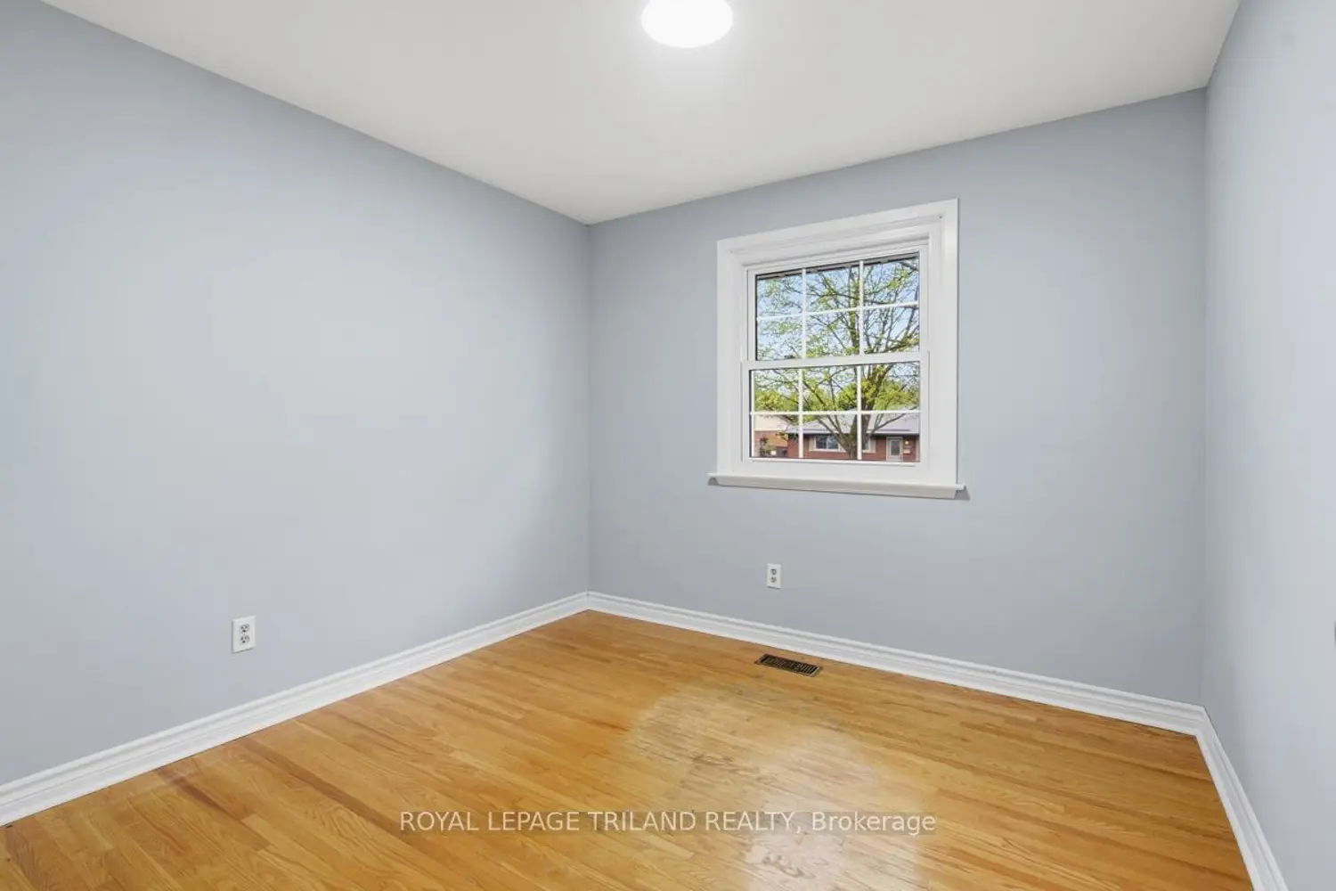 Additional image 9 of 1281 Victoria Drive