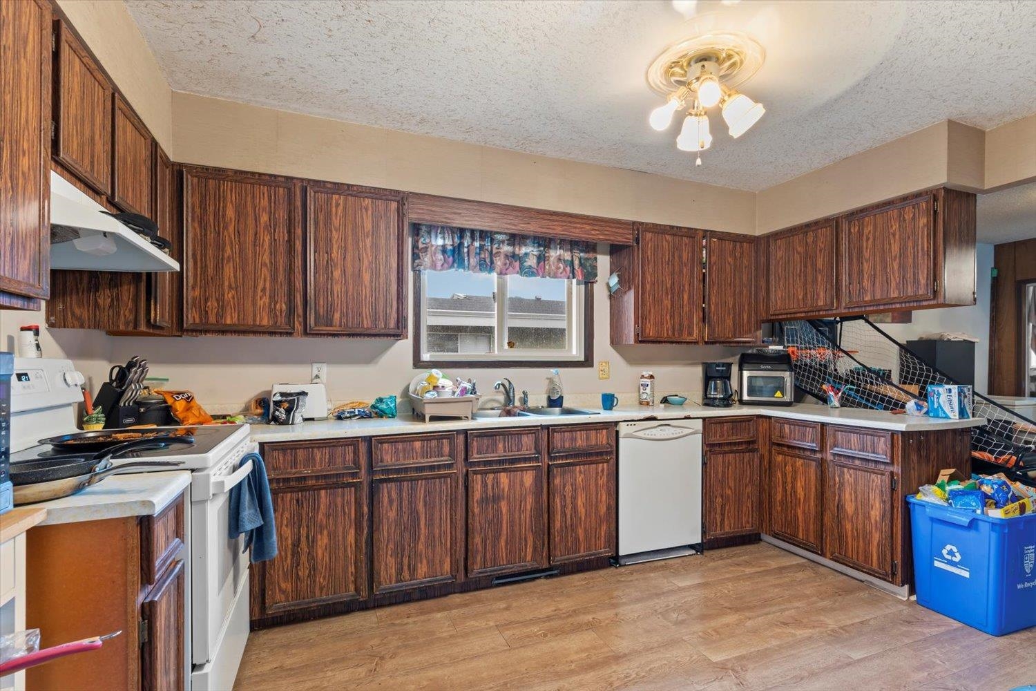 Additional image 4 of 385 3rd Avenue, Hope, BC, V0X 1L1