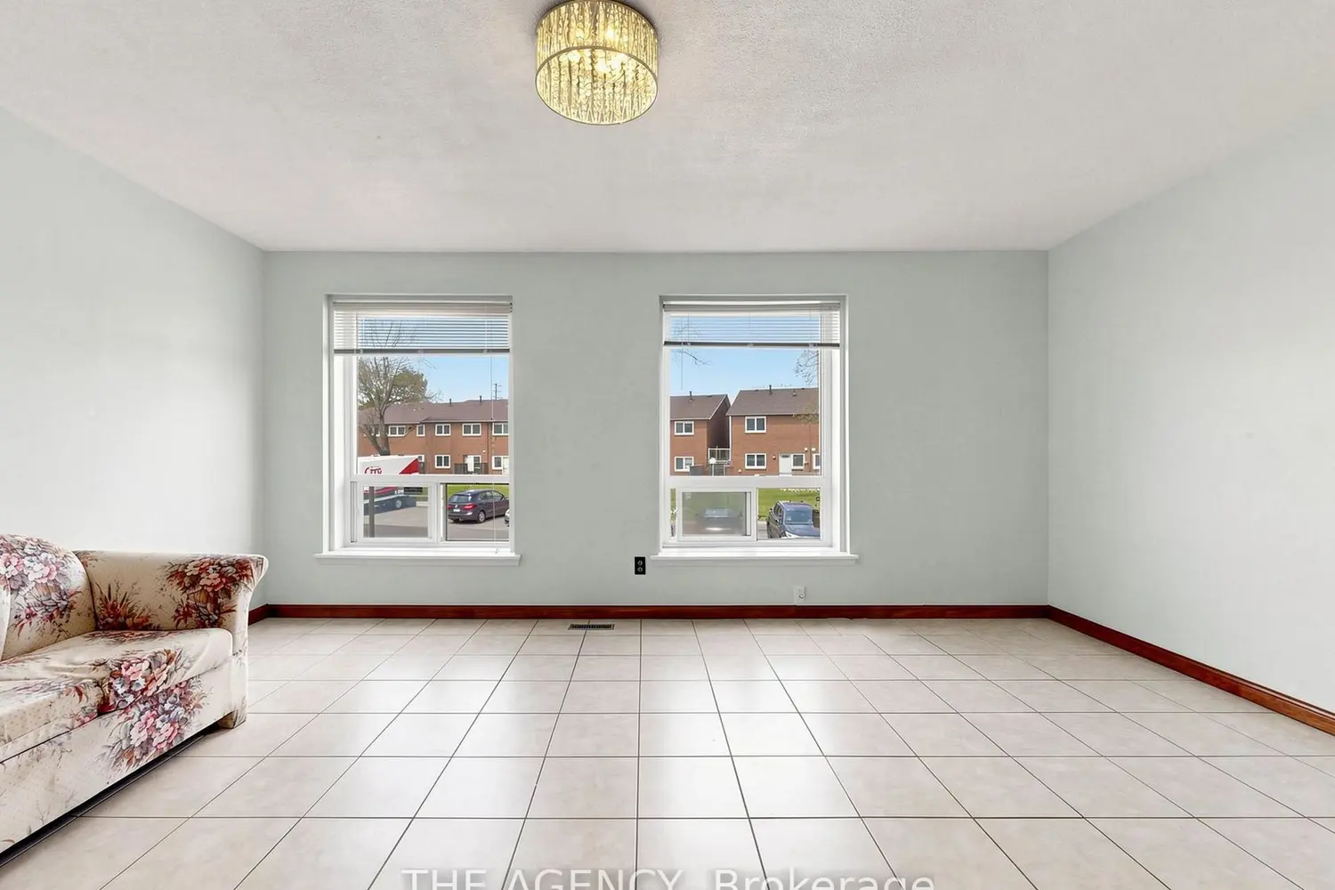 Additional image 3 of 1559 Albion Road #33