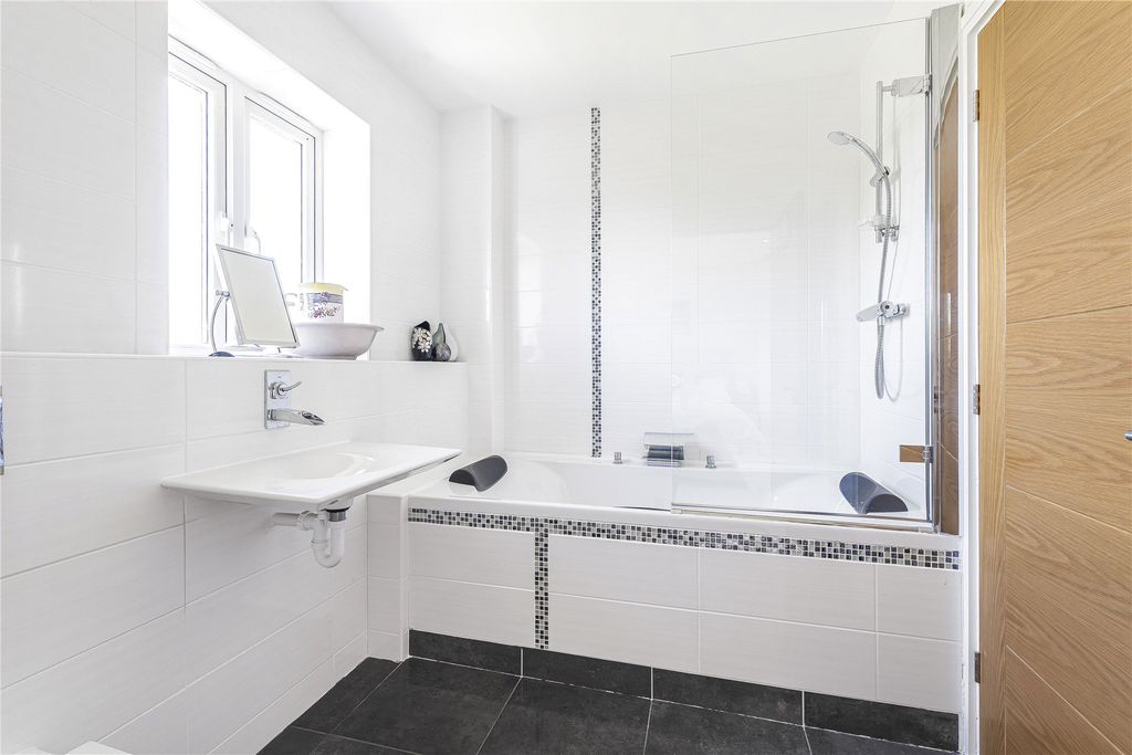 Additional image 15 of 5 bed detached house to rentDartmouth Road, Paignton, Devon TQ4