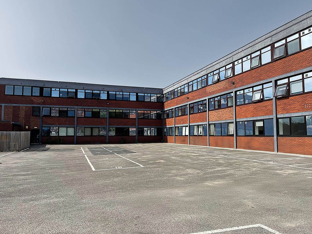 Additional image 2 of 1 bed flat to rentOldham Road, Manchester M35