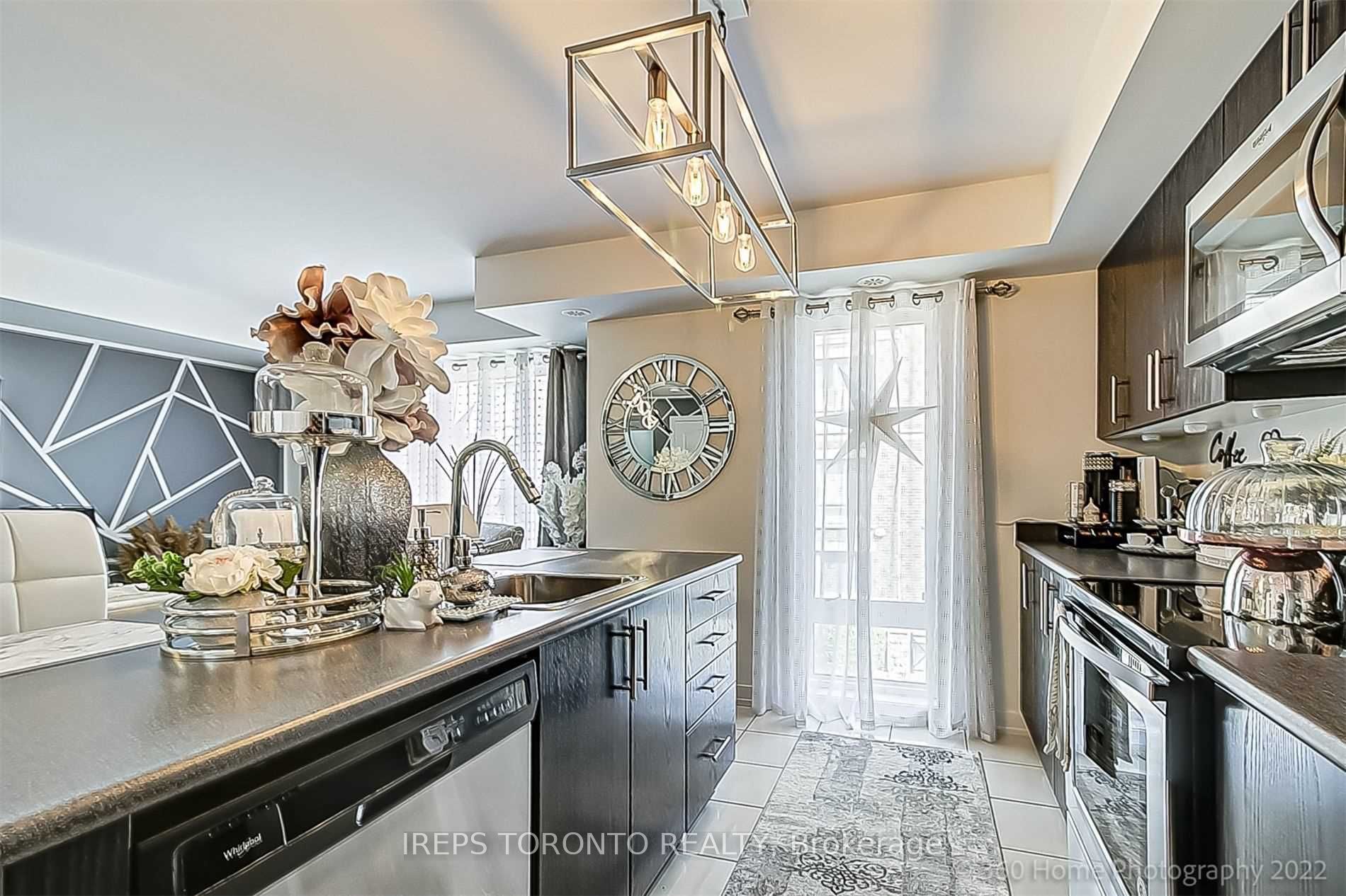 Additional image 4 of 1220-11 Dunsheath Way, Markham, ON, L6B 0A1