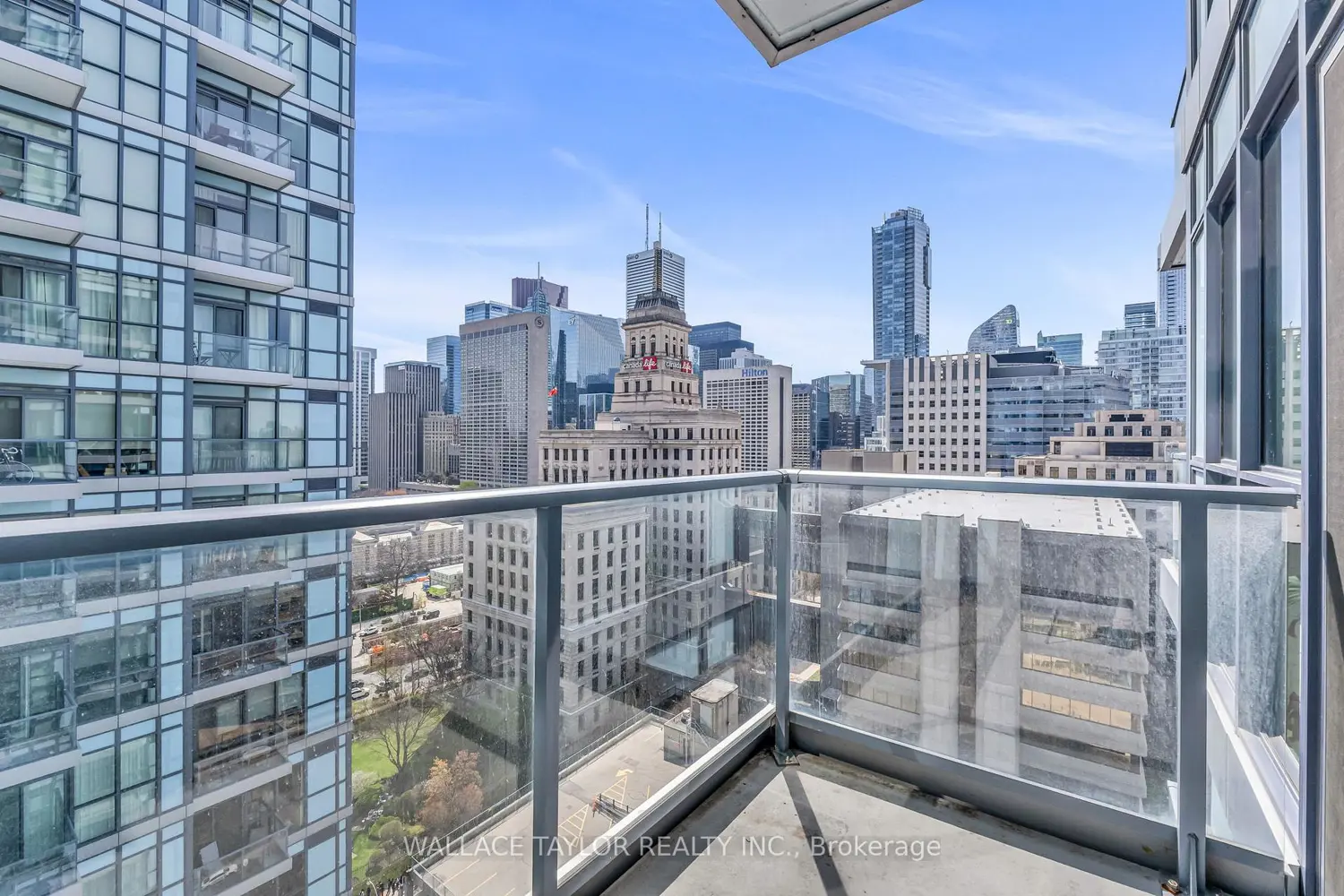 Additional image 15 of 210 Simcoe Street 1702