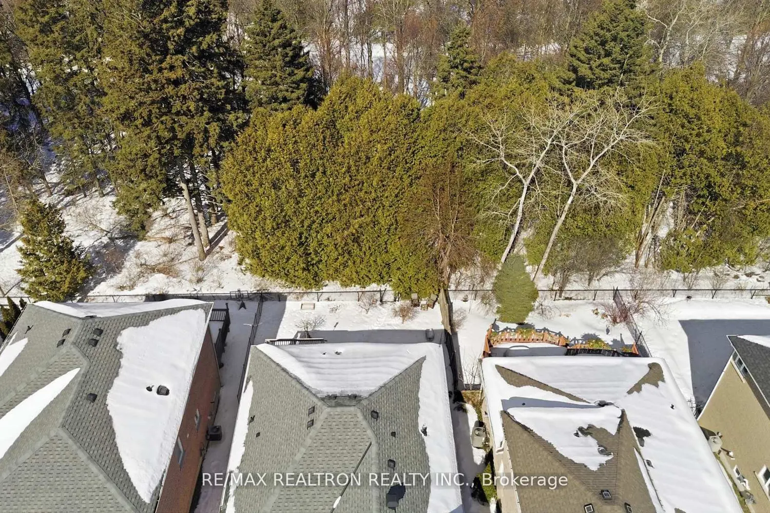 Additional image 20 of 28 Headwater Crescent