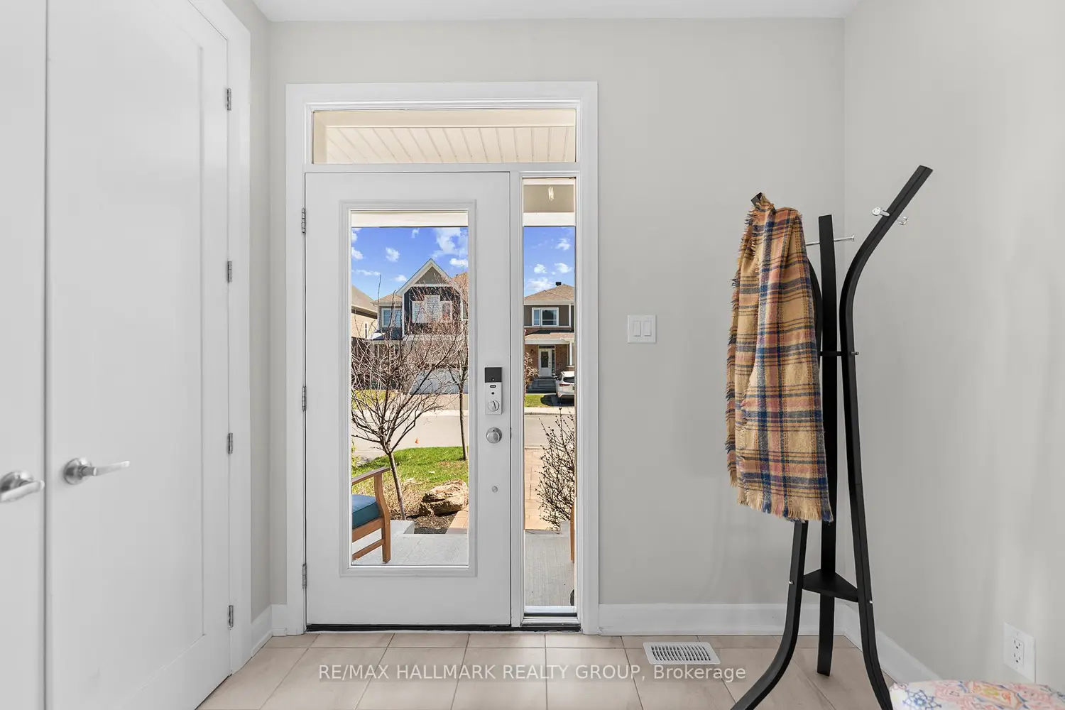 96 Cantle Crescent photo 2