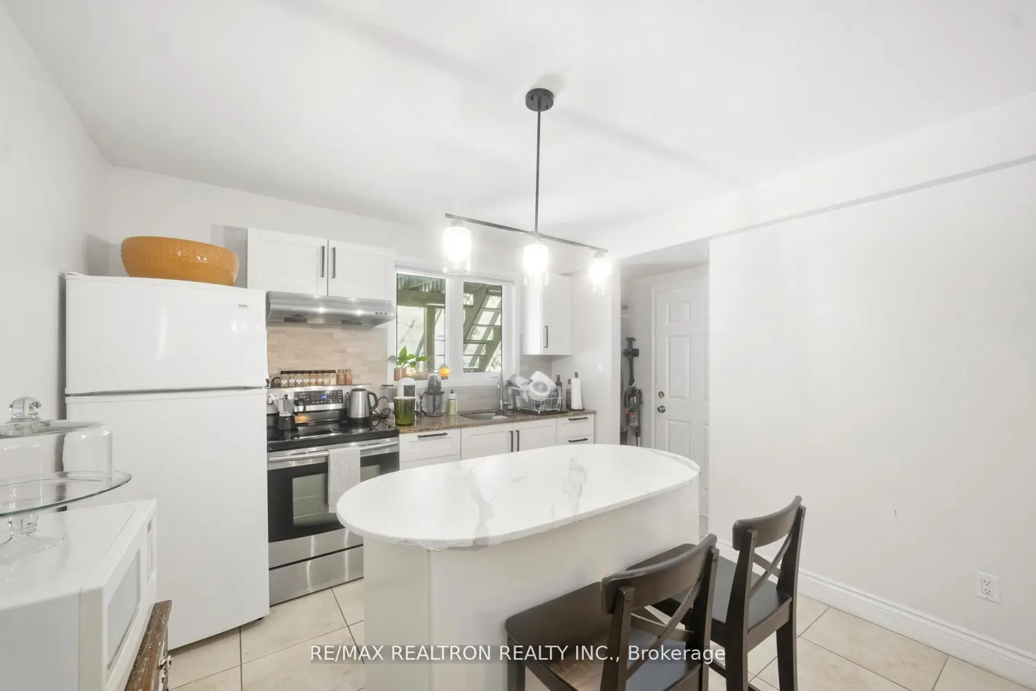 Additional image 13 of 28 Headwater Crescent