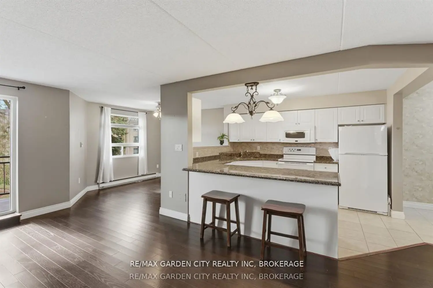 Additional image 3 of 4658 Drummond Road 230