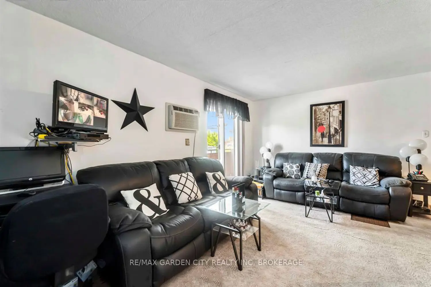 Additional image 9 of 4692 Crysler Avenue 202