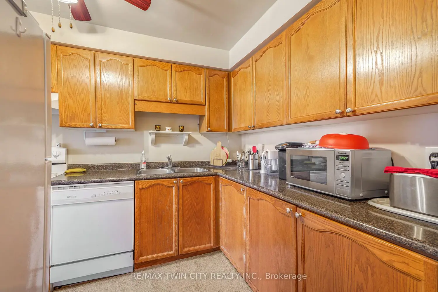 Additional image 5 of 9 Bonheur Court 207