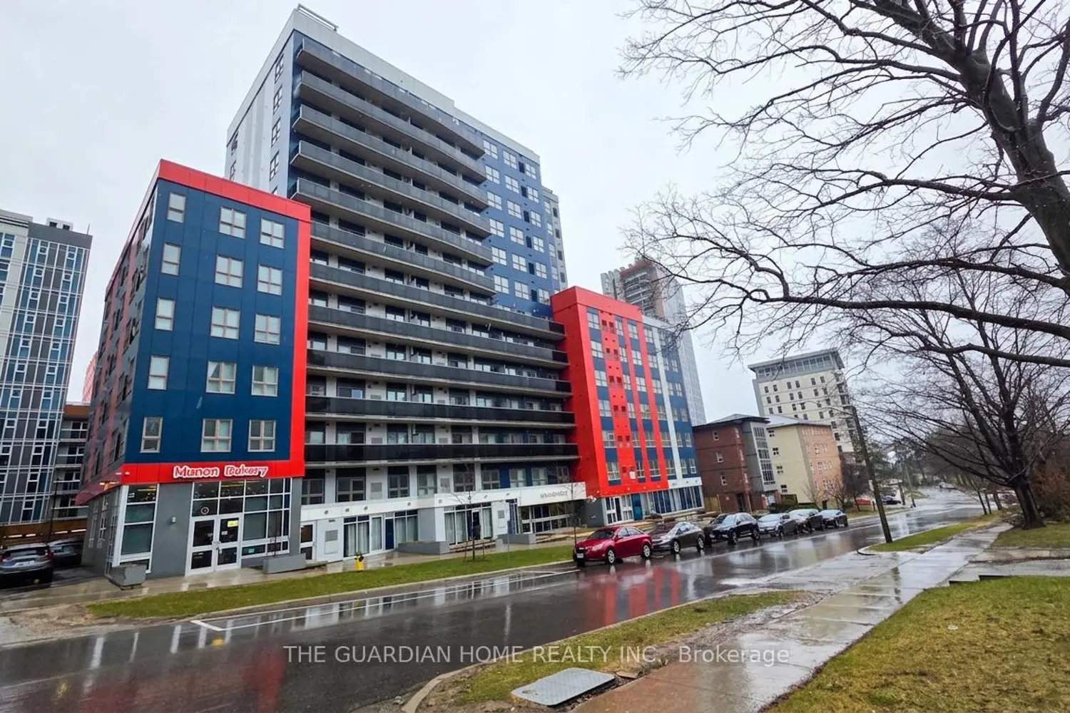 258A Sunview Street 1210