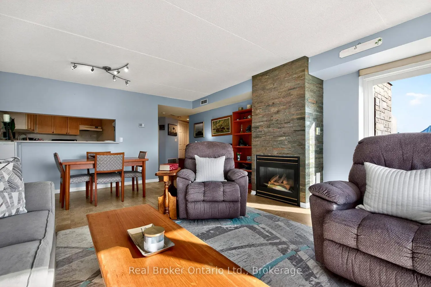 Additional image 7 of 11 Beck Boulevard 402