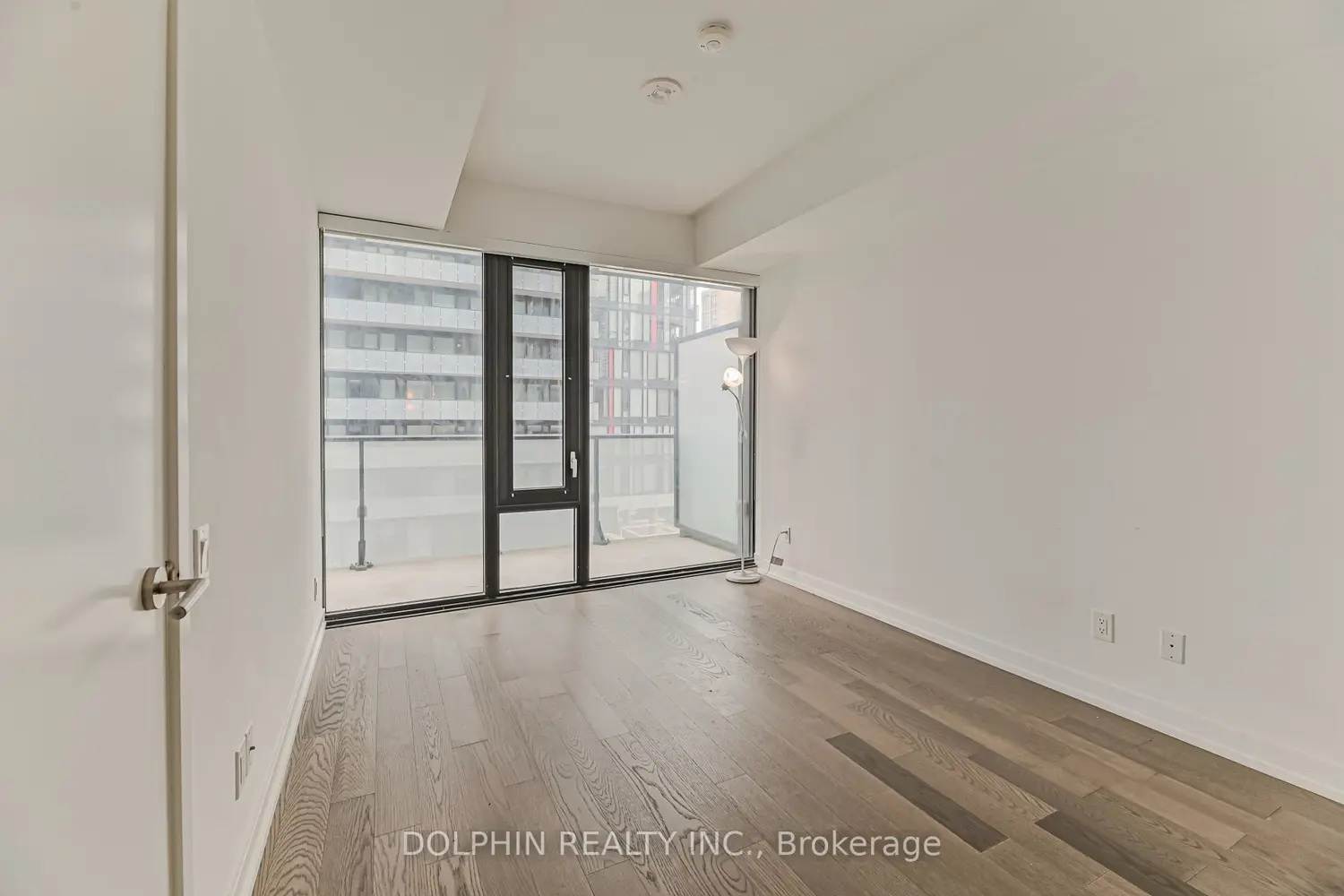 Additional image 12 of 161 Roehampton Avenue 1007