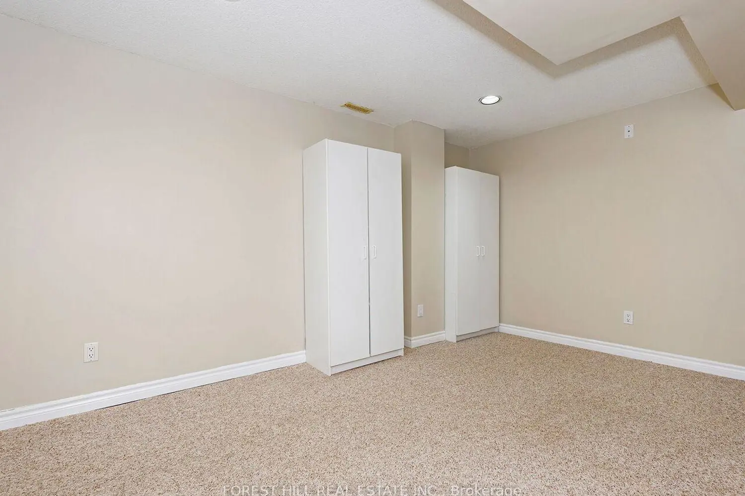 Additional image 16 of 4174 Rossland Crescent