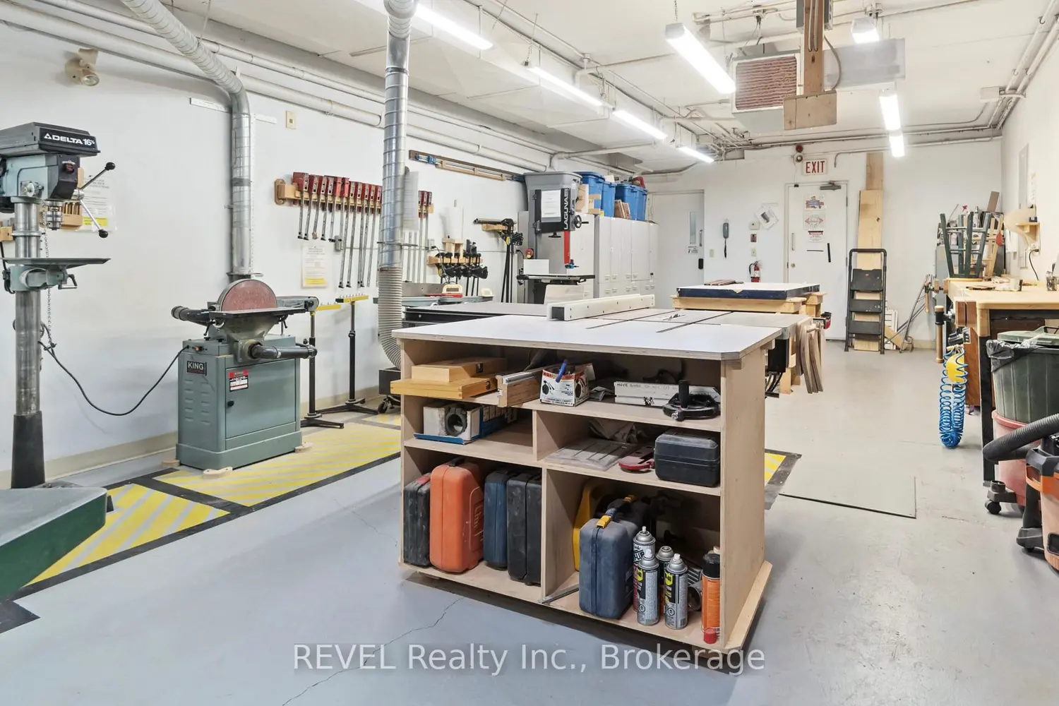 Additional image 17 of 3420 Frederick Avenue 322