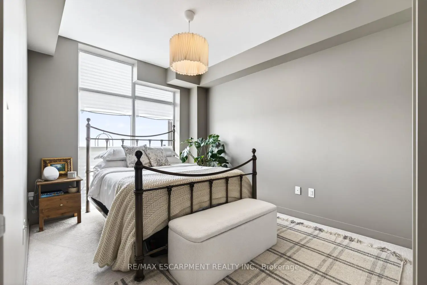 Additional image 16 of 450 Dundas Street 714