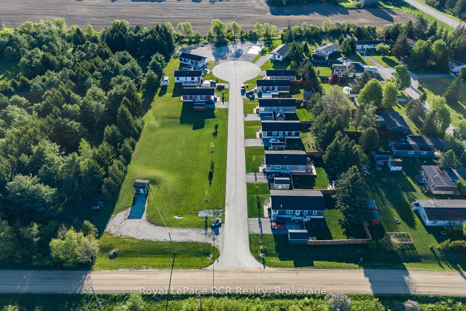 212 Spruce Drive, West Grey, ON, N4N 3B8