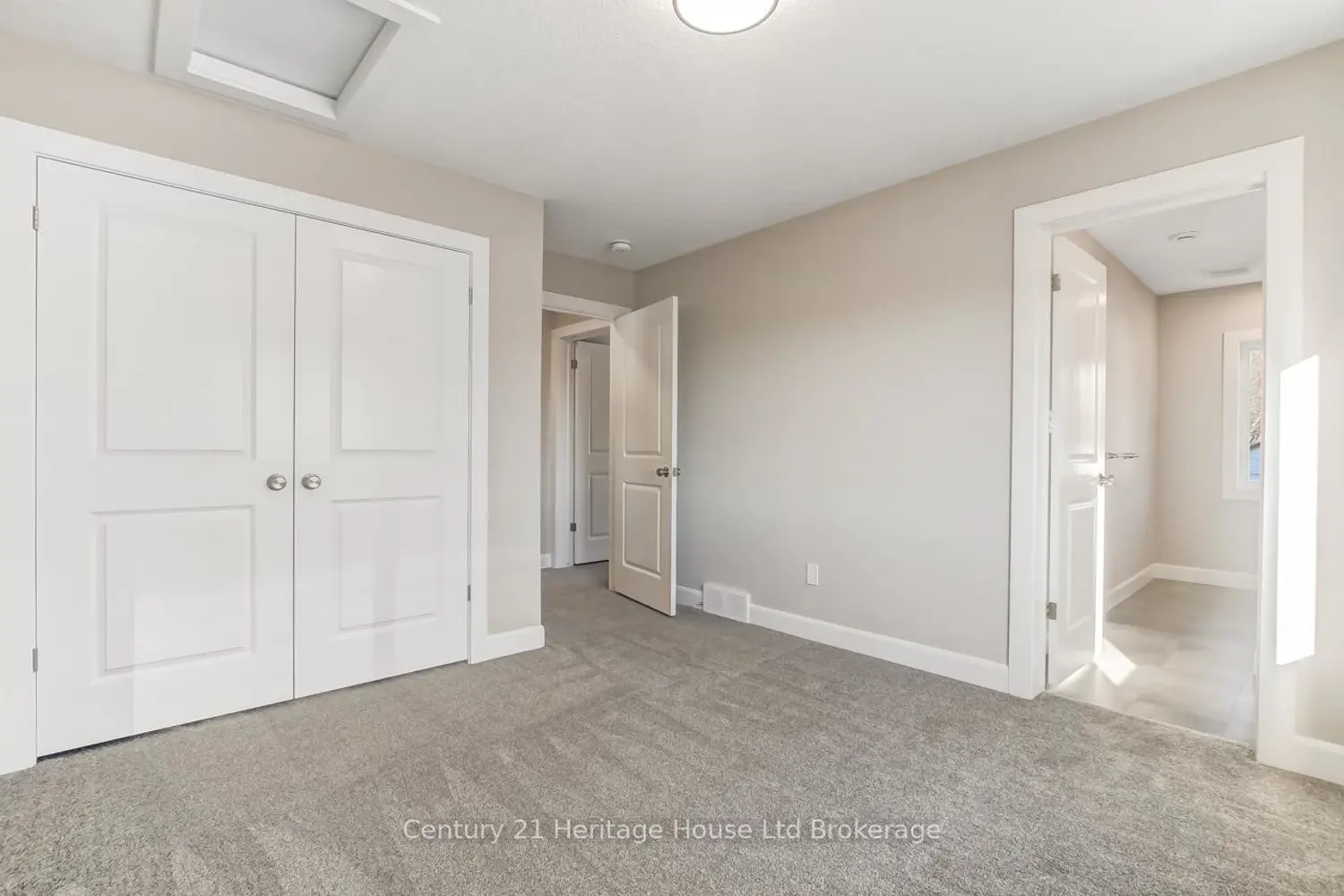 Additional image 11 of 846 Water Street