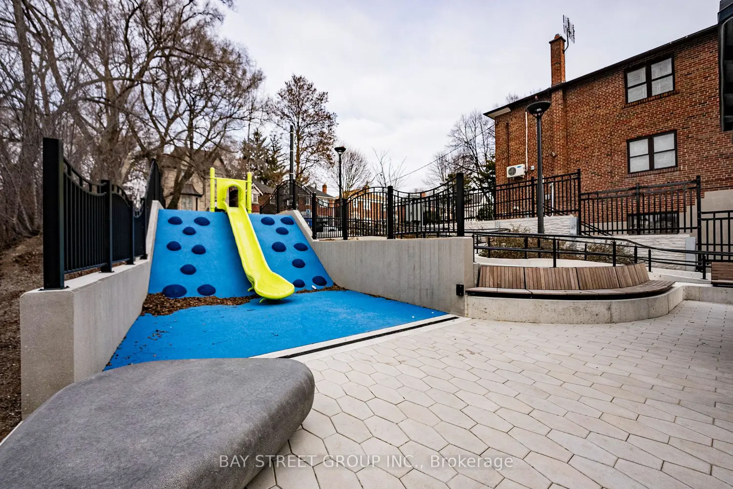 Additional image 20 of 250 Lawrence Avenue 526