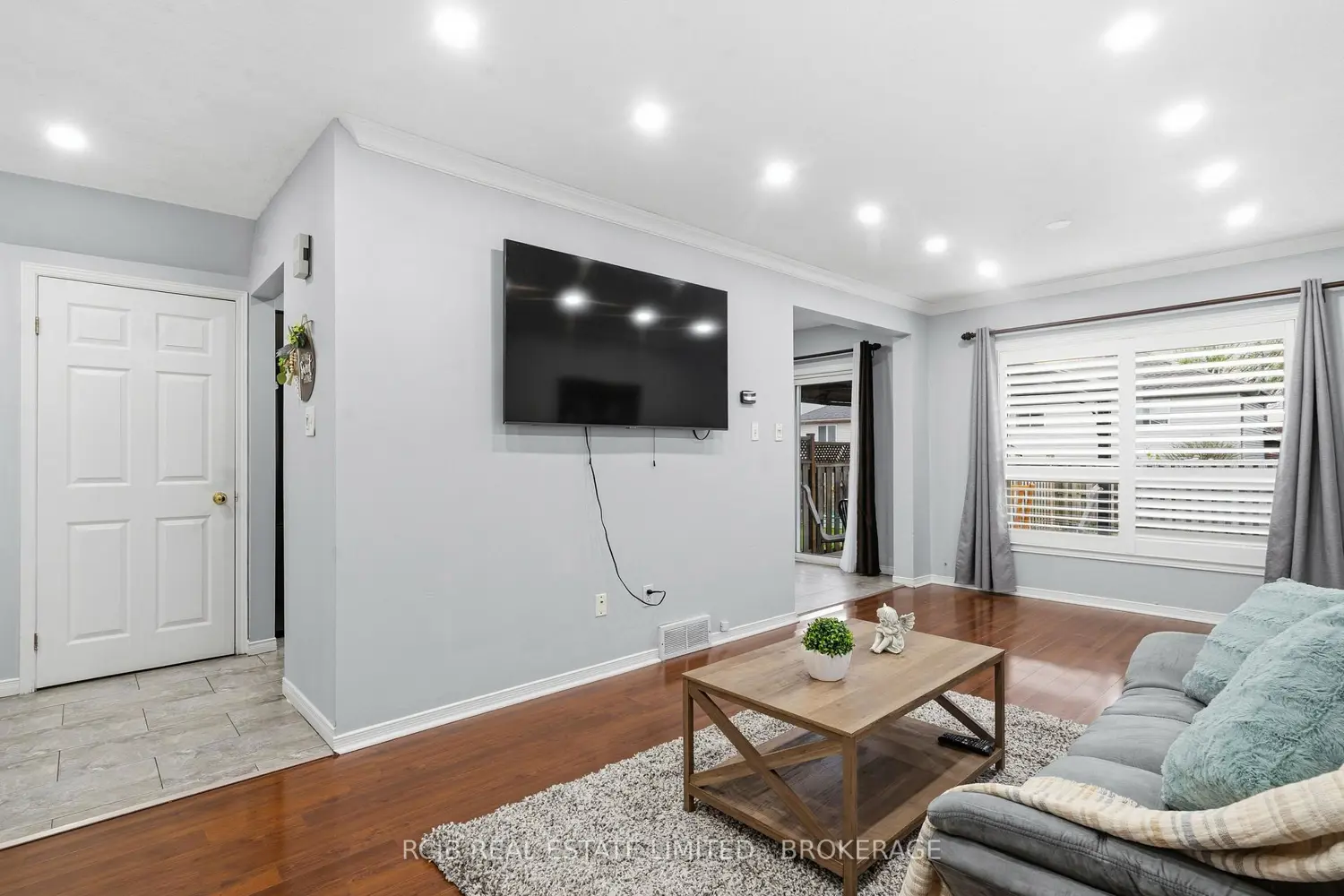 Additional image 3 of 1337 Reardon Boulevard